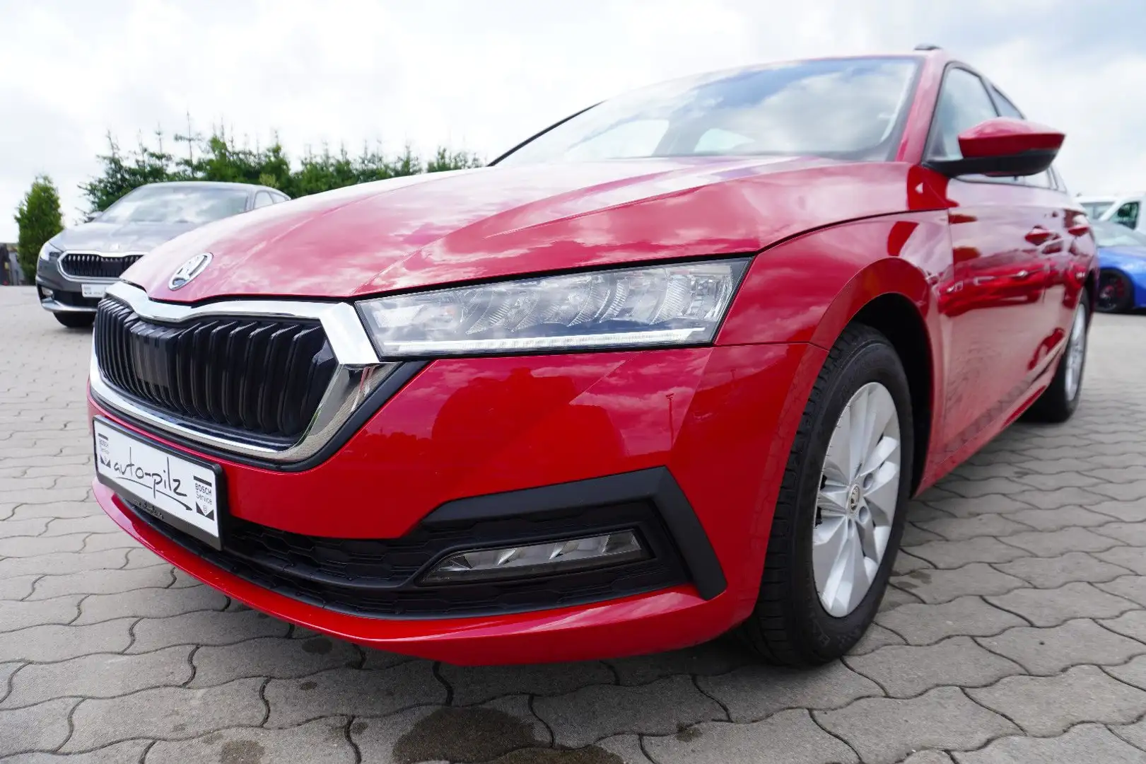 Skoda Octavia Combi Ambition Rot - 2