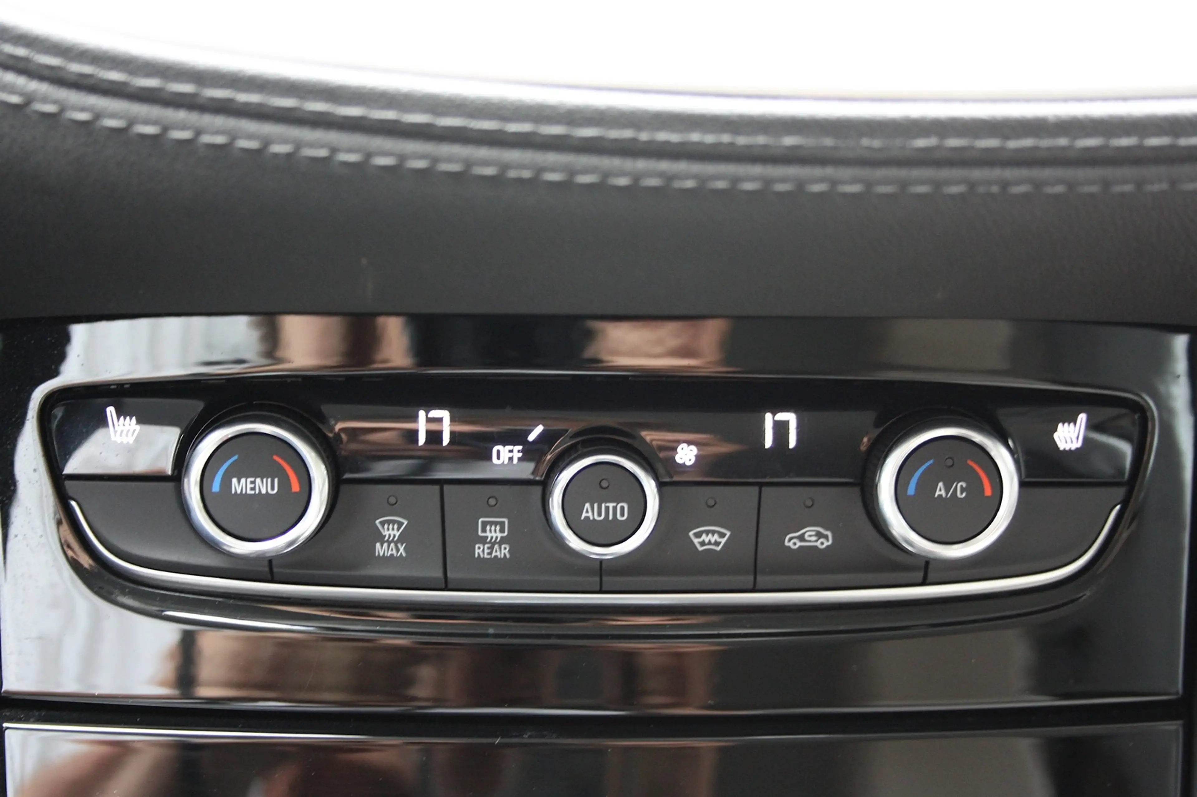 Opel Grandland X 2.0 Aut. INNOVATION Navi/Kam/LED/Ahk — photo 15