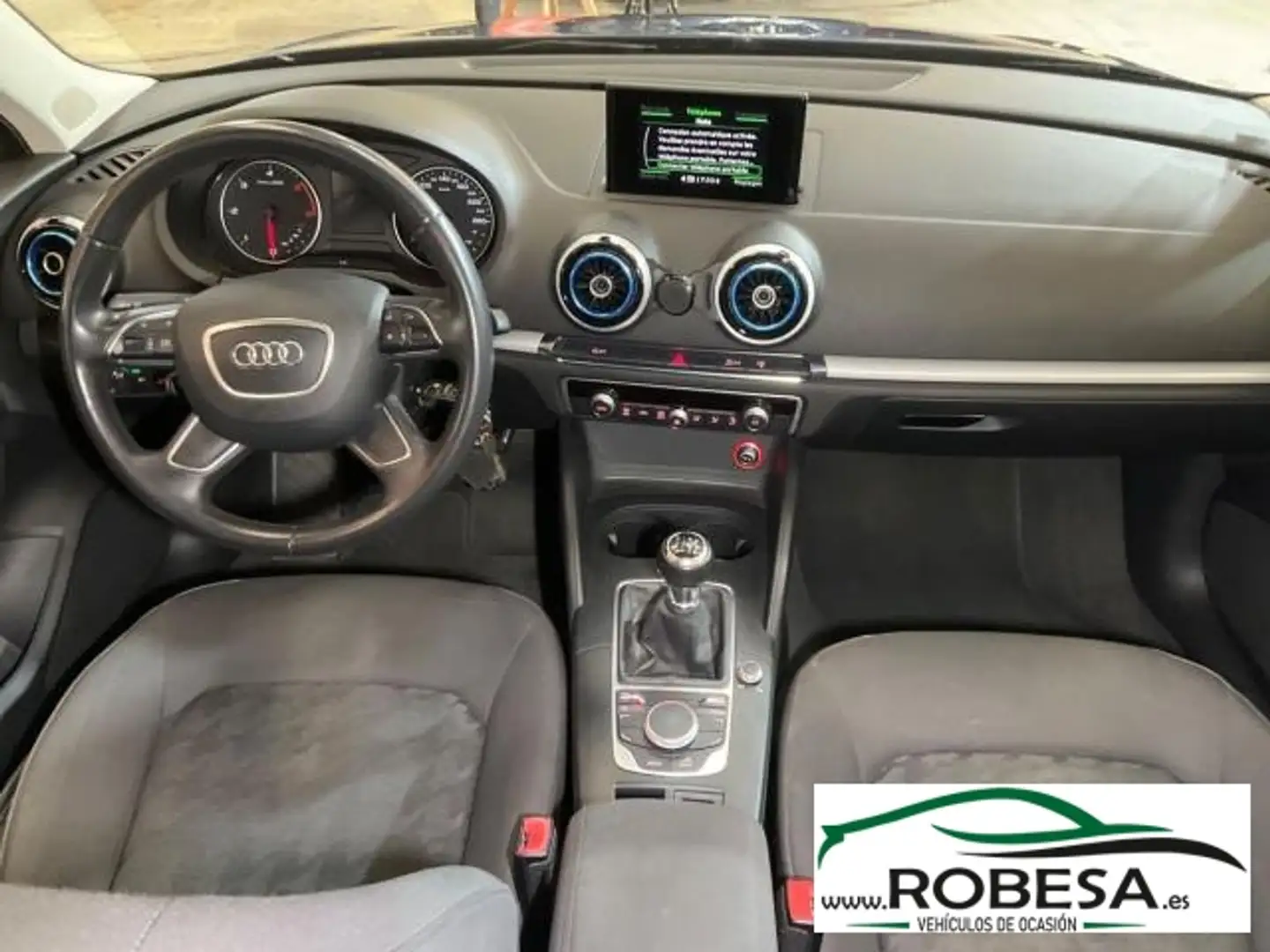 Audi A3 Sportback 1.6TDI CD Attraction Azul - 2