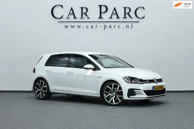 Volkswagen Golf GTI 2.0 TSI Performance LED/VIRTUAL/S.VERWARMING/19" L