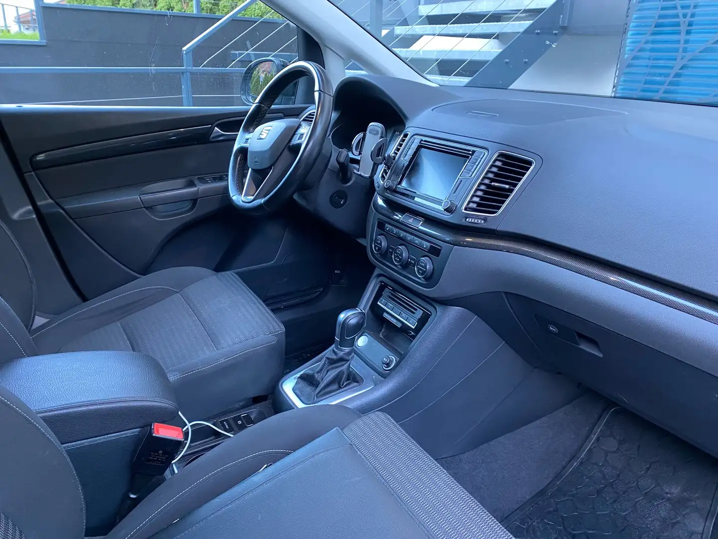 SEAT Alhambra Xcellence 2,0 TDI DSG Schwarz - 1