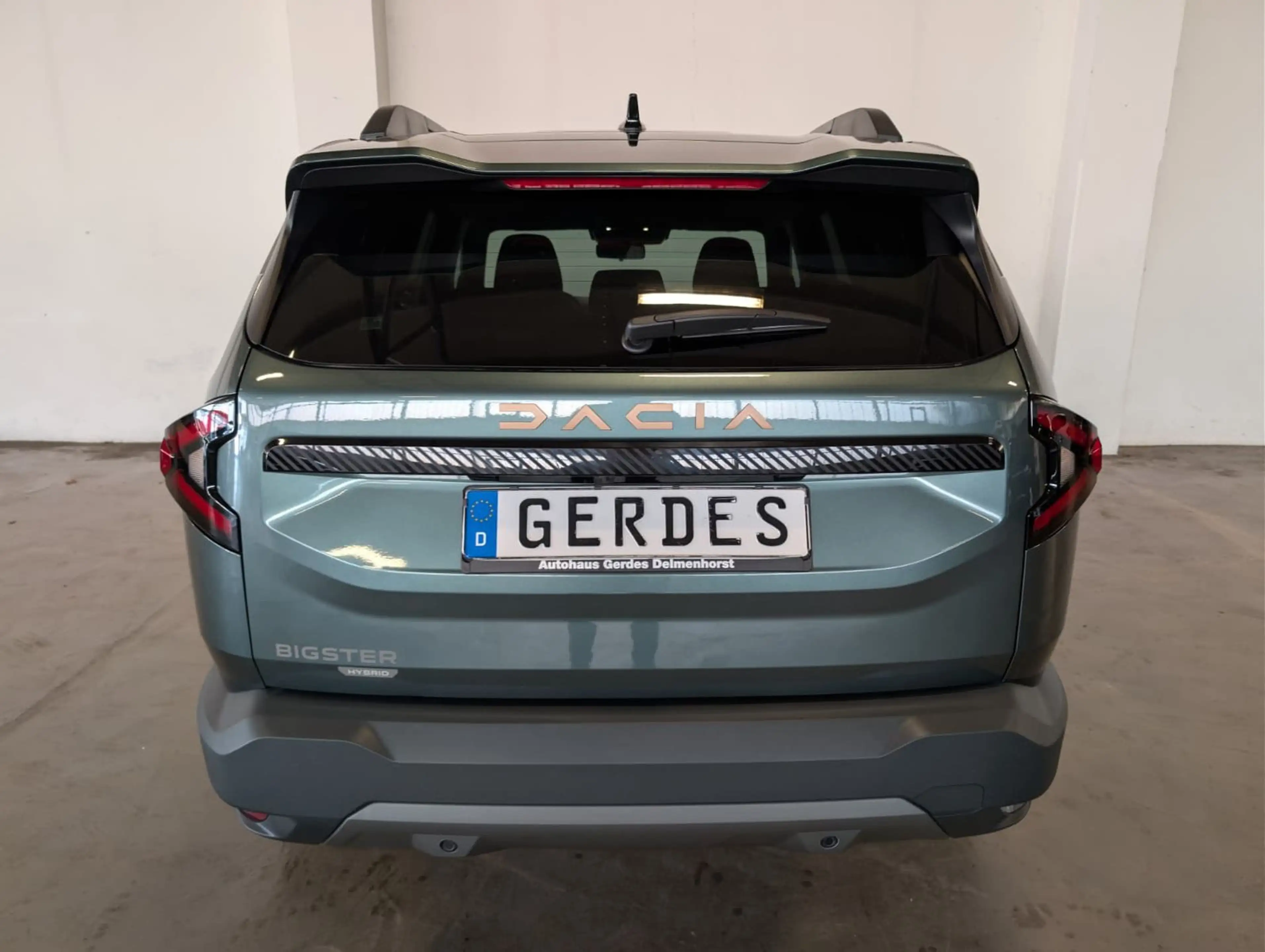 Dacia Bigster Hybrid 155 Extreme — photo 10