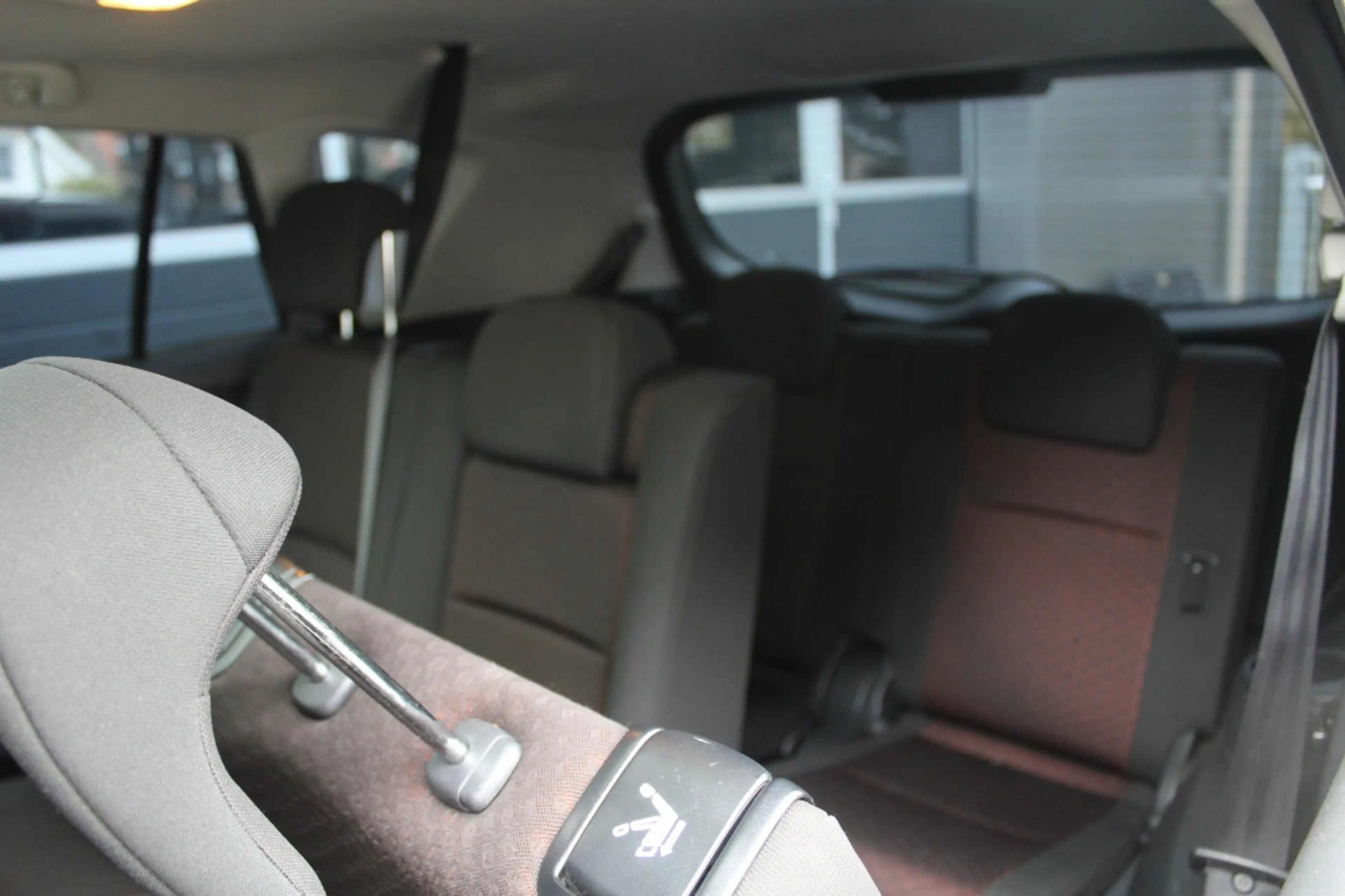 Toyota Verso 1.8 VVT-i Panoramic / 7 persoons / Trekhaak 1300kg — photo 15