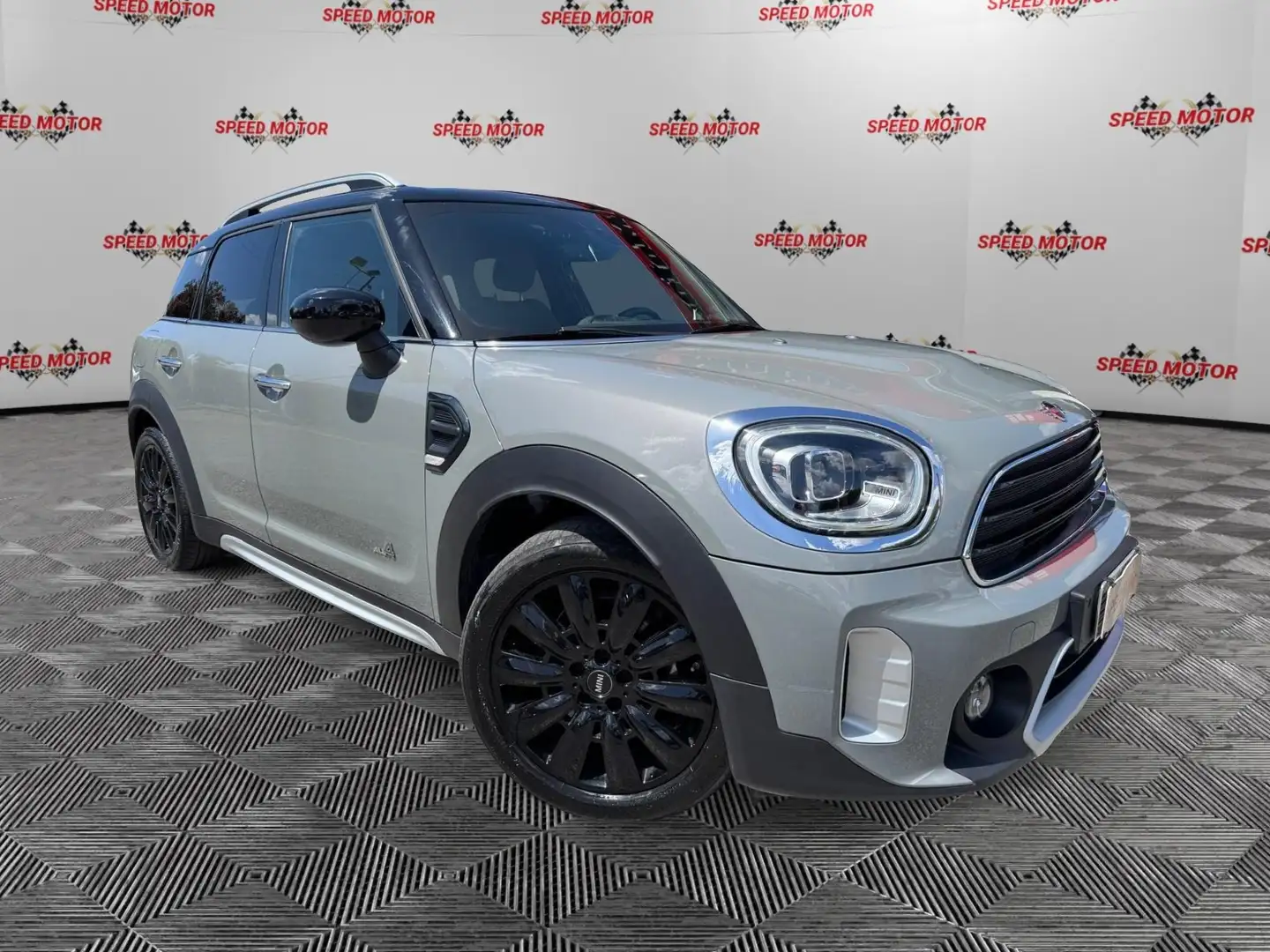 MINI Cooper D Countryman Mini 2.0 Cooper D Countryman ALL4 Automatica Grigio - 1