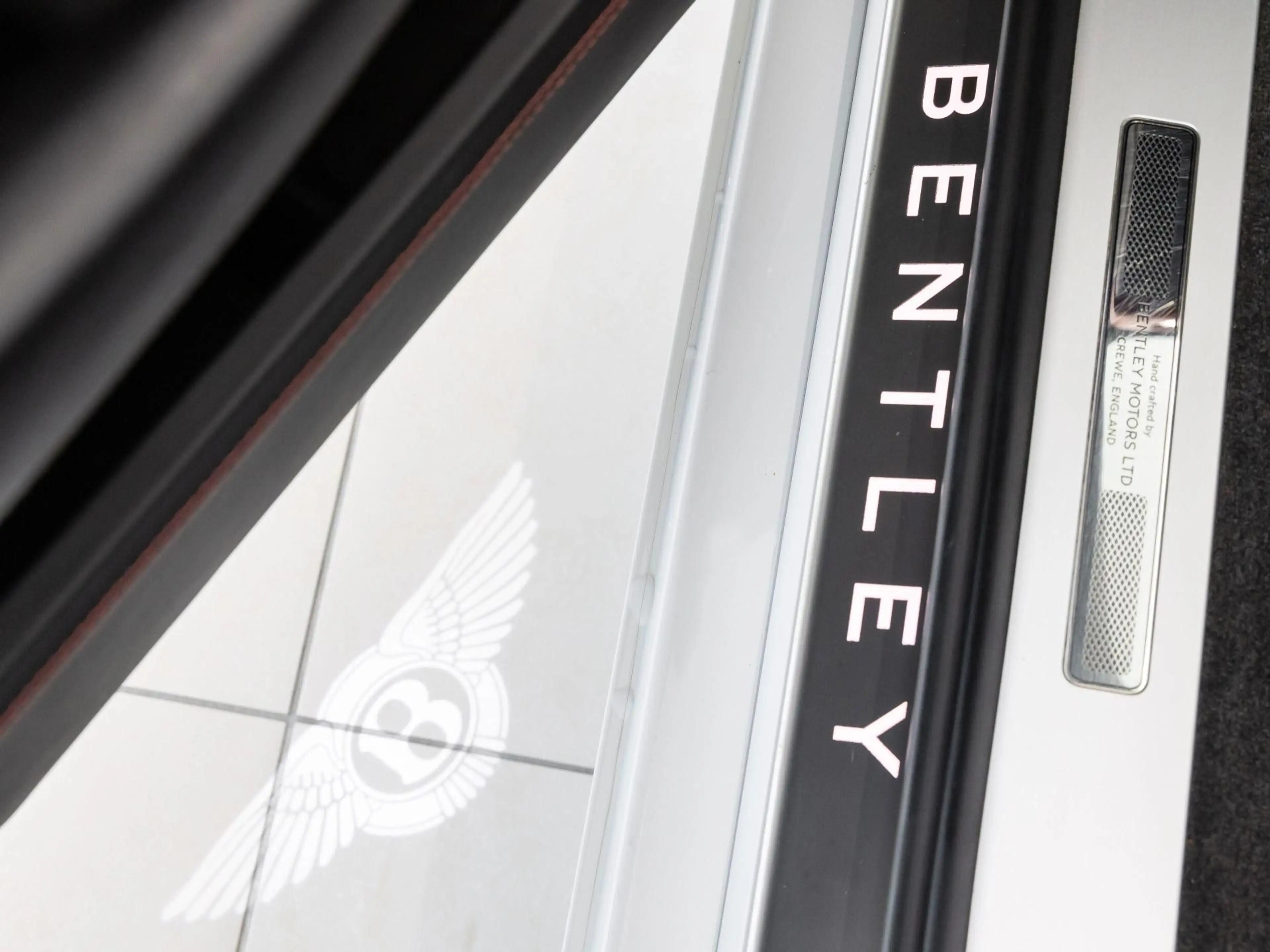 Bentley Continental New Continental GTC V8 von BENTLEY MANNHEIM — photo 12