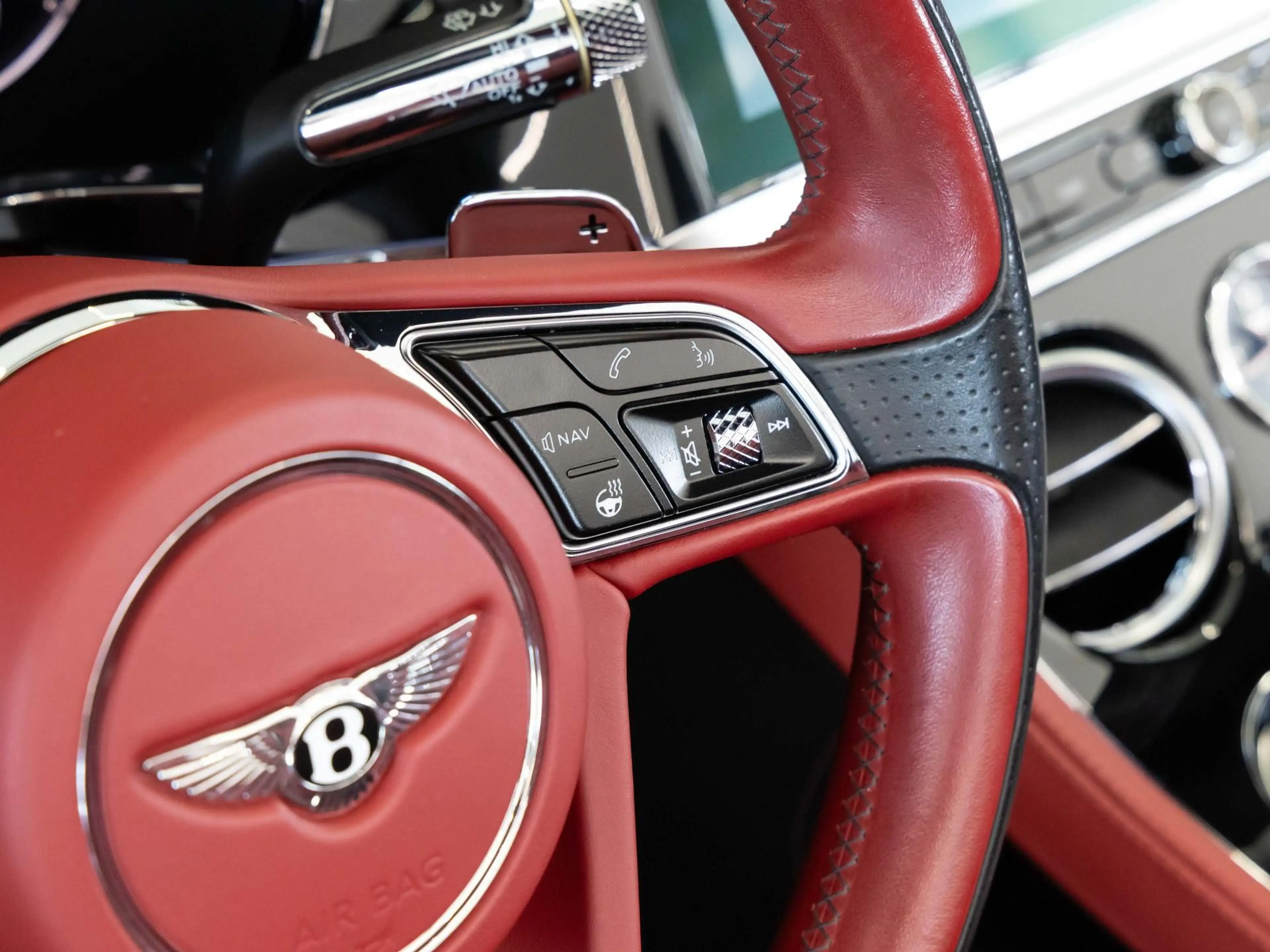 Bentley Continental New Continental GTC V8 von BENTLEY MANNHEIM — photo 8