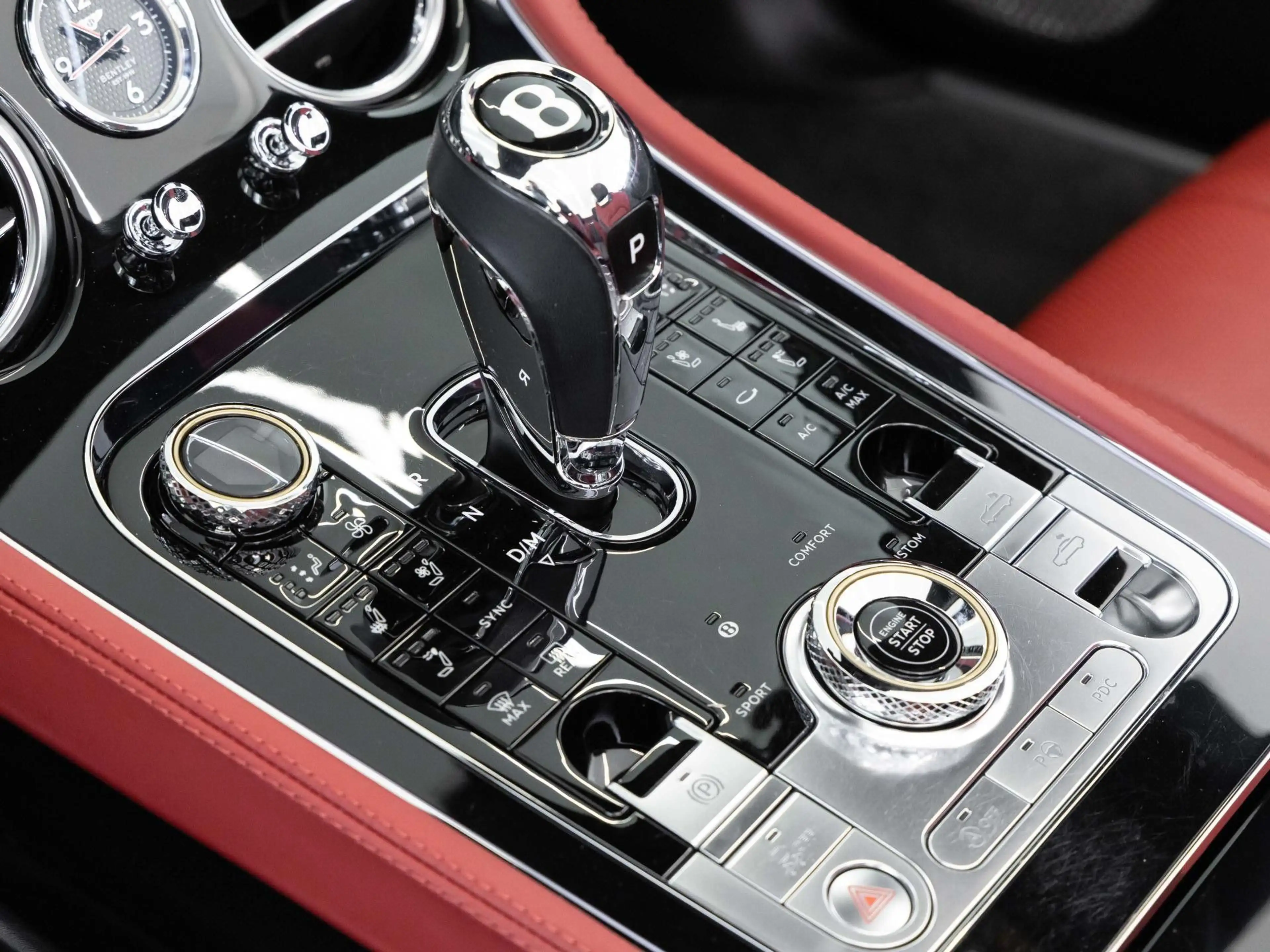 Bentley Continental New Continental GTC V8 von BENTLEY MANNHEIM — photo 10