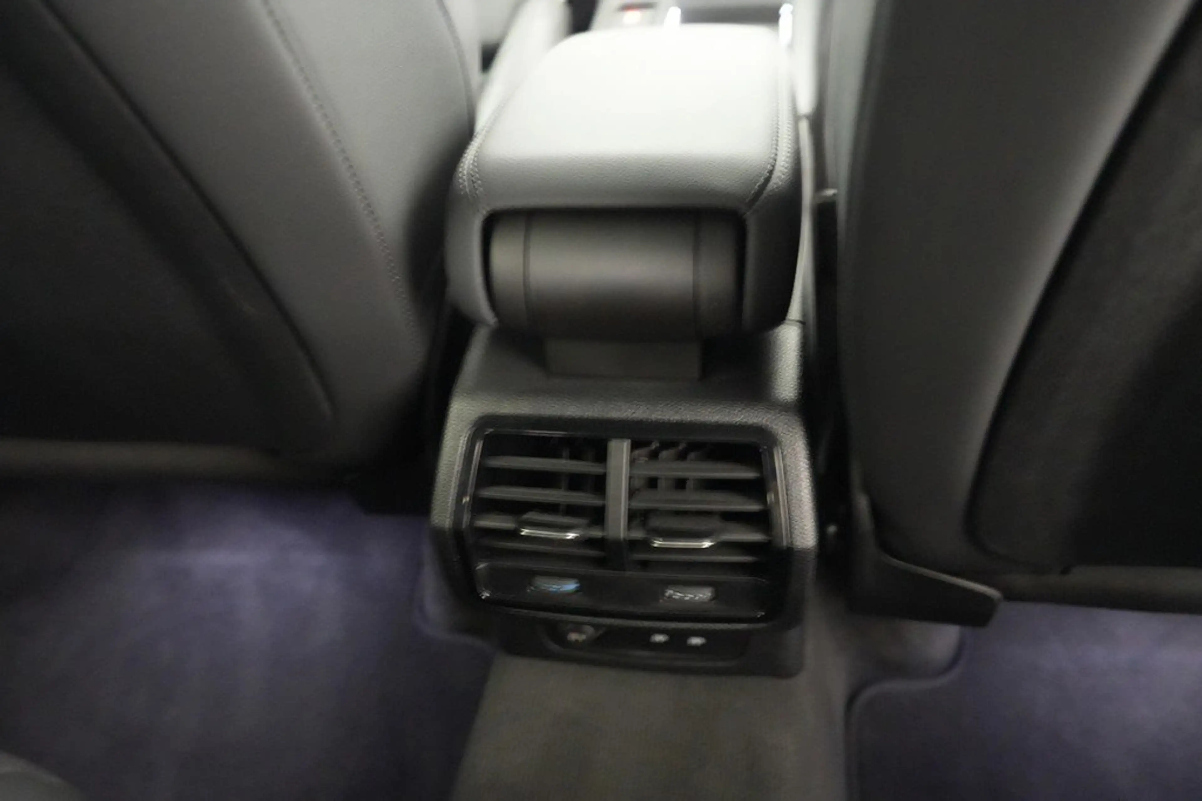 Audi RS Q3 RSQ3 Sportback 2.5 TFSI qu. S tronic 360° Kamera — photo 15