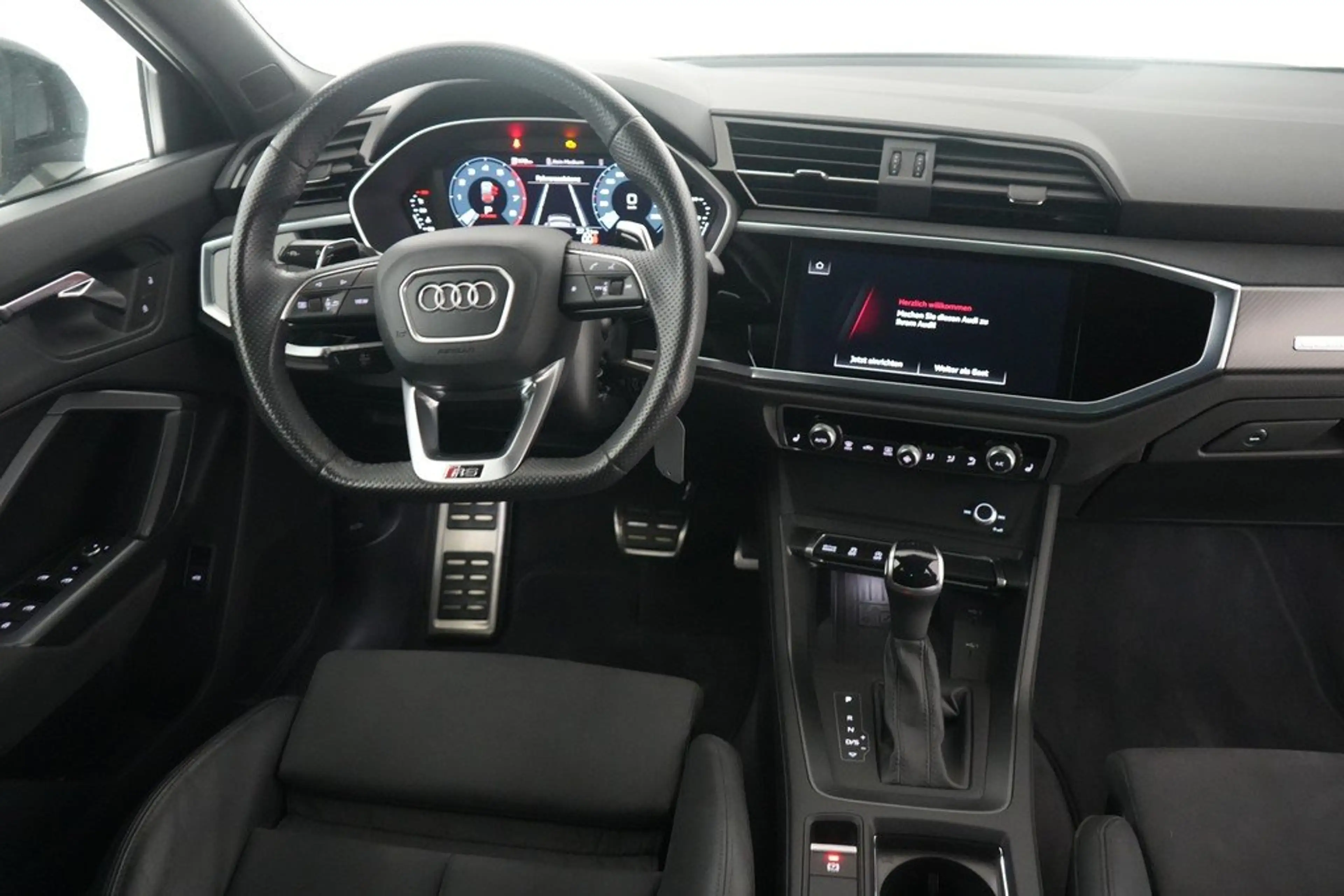 Audi RS Q3 RSQ3 Sportback 2.5 TFSI qu. S tronic 360° Kamera — photo 11