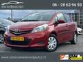 Toyota Yaris 1.0 VVT-i Aspiration/CAMERA/AIRCO Rood - thumbnail 1
