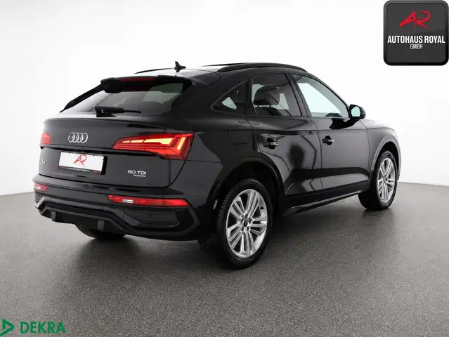 Audi Q5 view 5