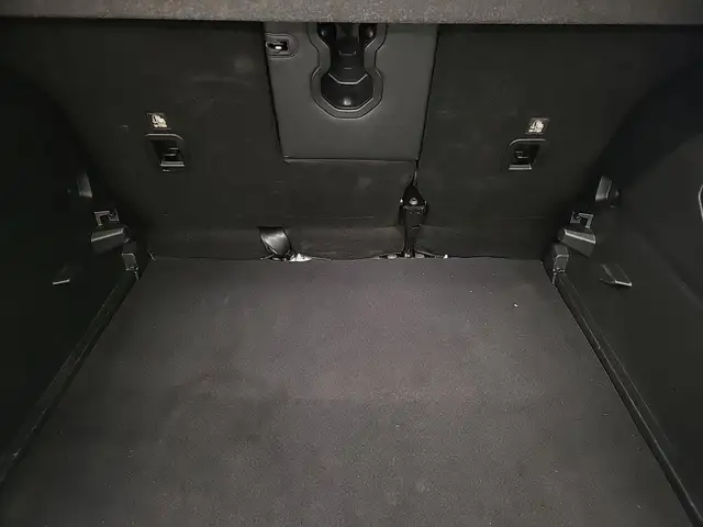 Jeep Renegade view 12