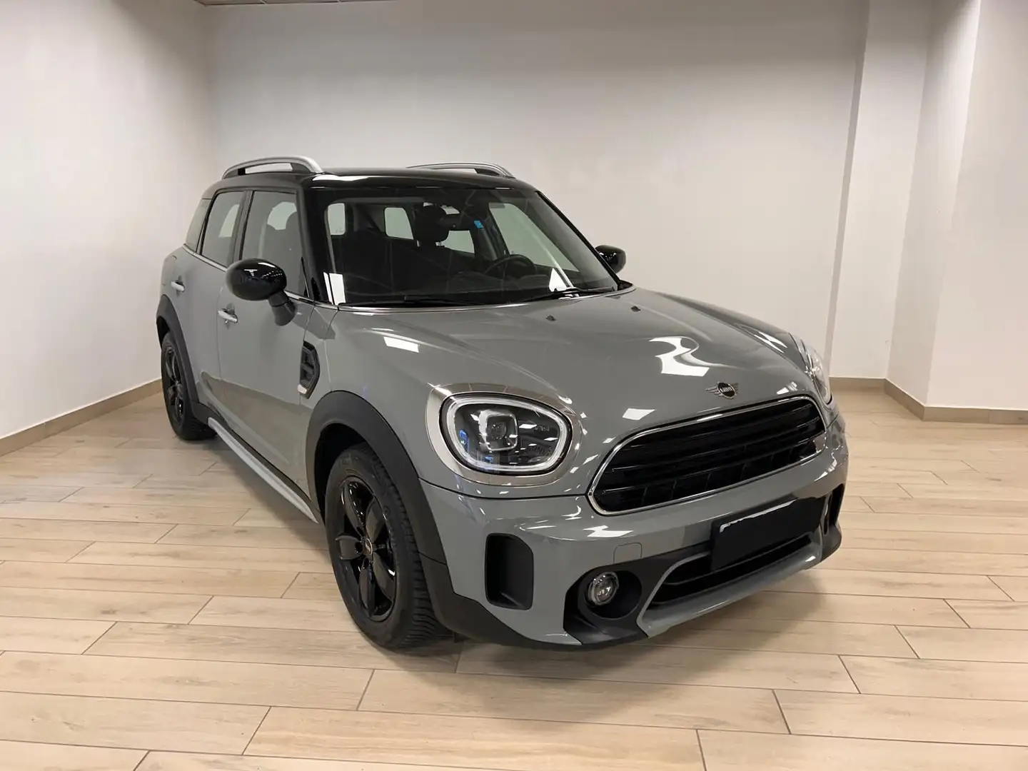 MINI Cooper Countryman Mini 1.5 Cooper Classic Countryman Grijs - 1