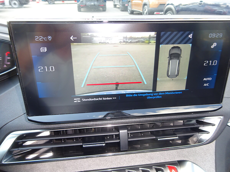 Peugeot 5008 BlueHDI 130 EAT8 GT — photo 12