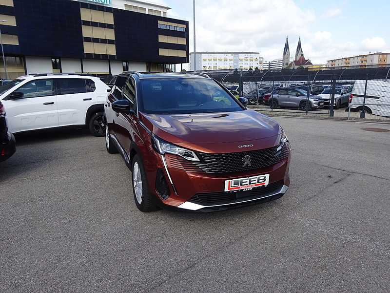 Peugeot 5008 BlueHDI 130 EAT8 GT — photo 2