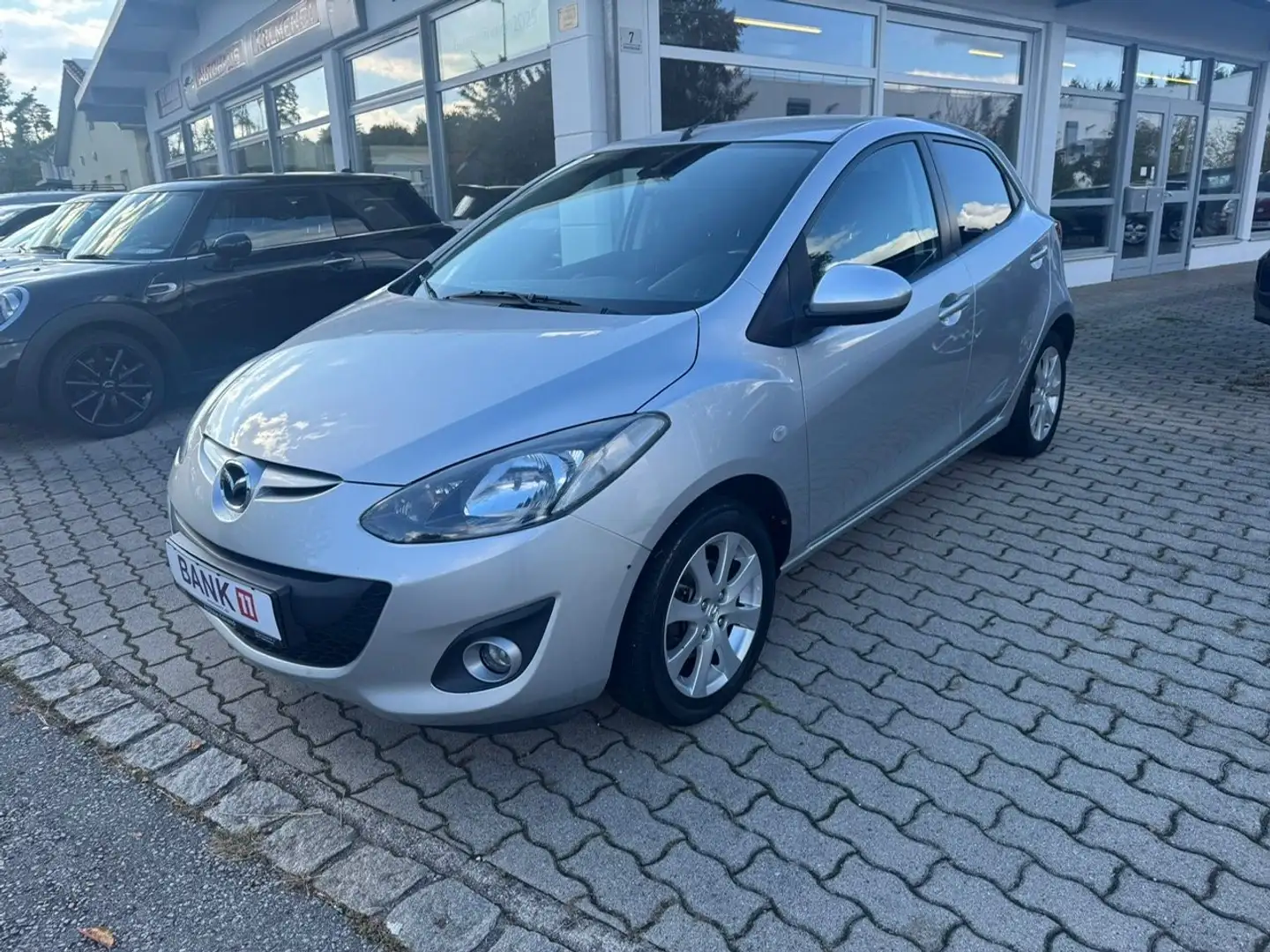 Mazda 2 1.3  Active - TÜV Neu - Scheckheft - 1. Hand - Grau - 1
