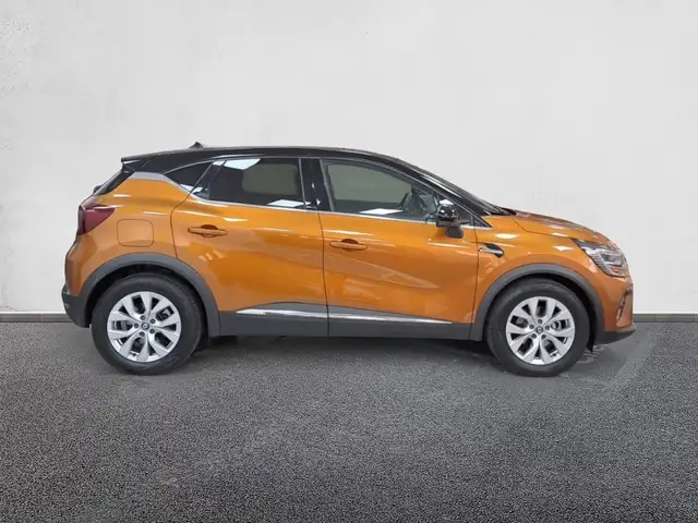 Renault Captur view 5