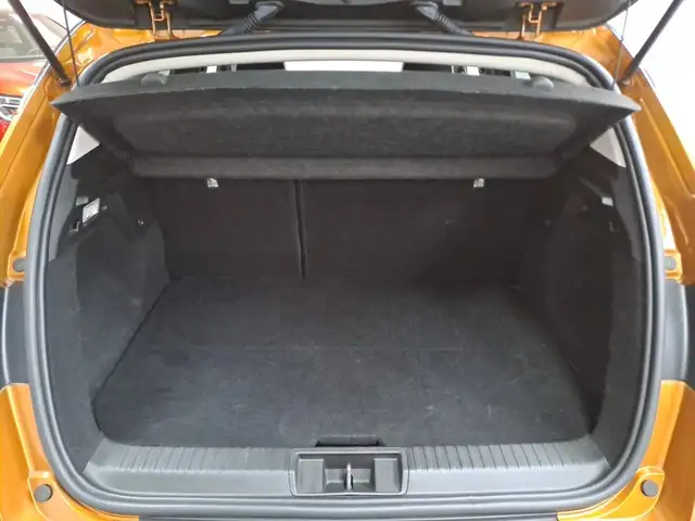 Renault Captur view 12