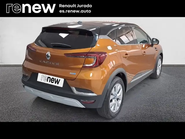 Renault Captur view 2