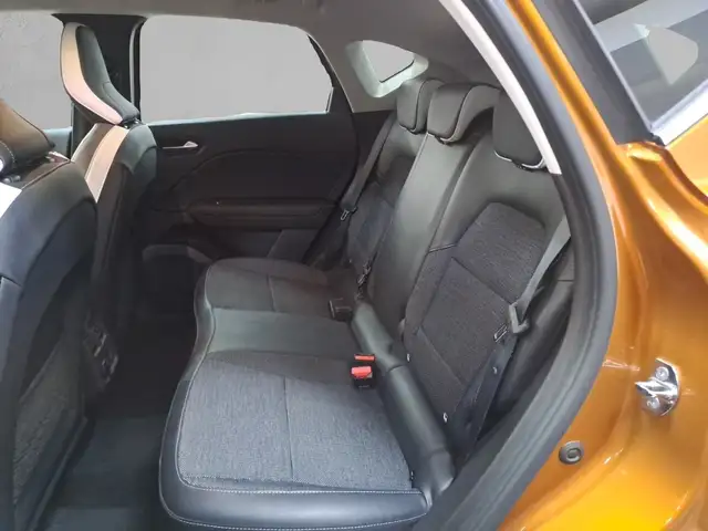 Renault Captur view 10