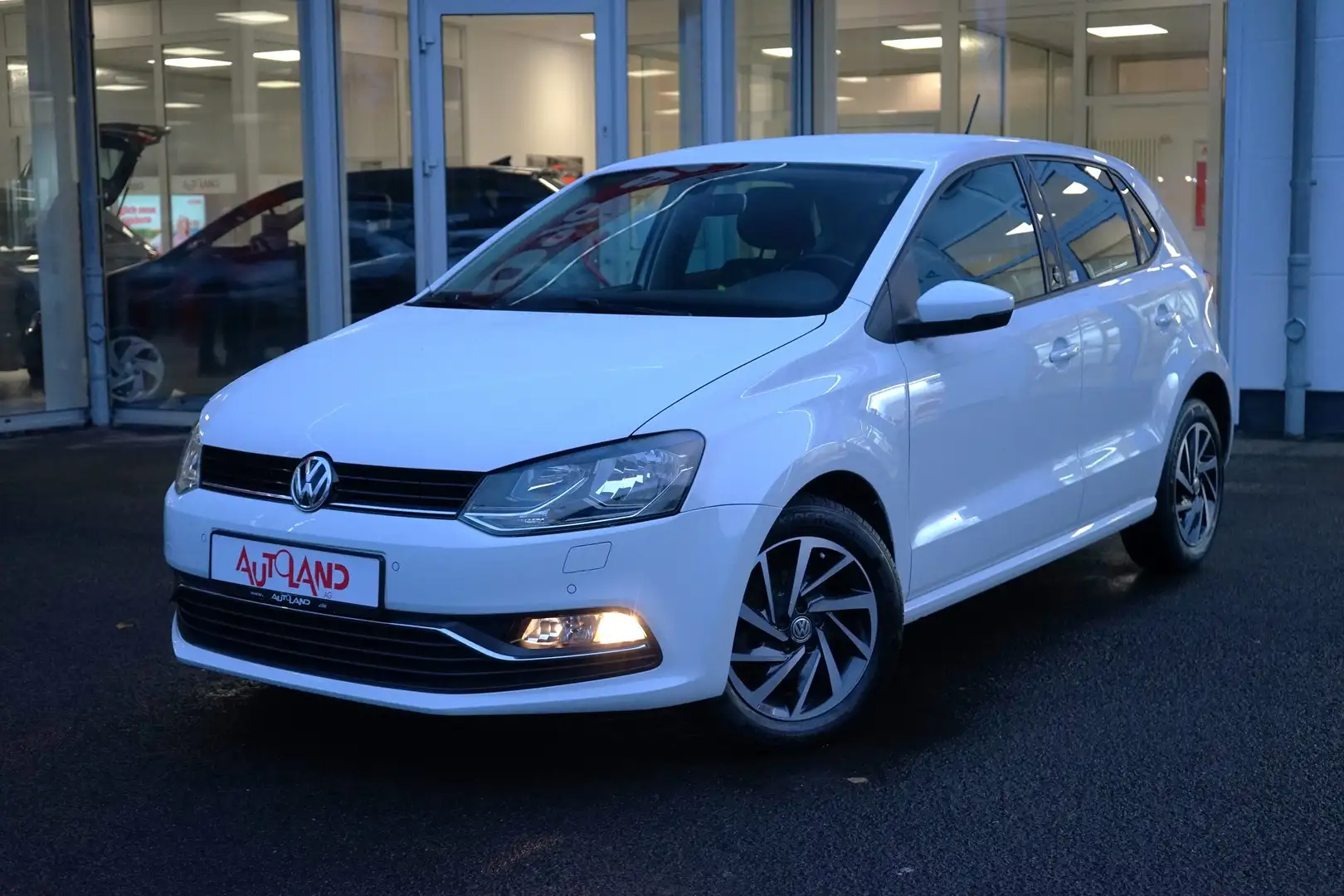 Volkswagen Polo 1.2 TSI Sound Klimaaut. Tempomat USB PDC Weiß - 2
