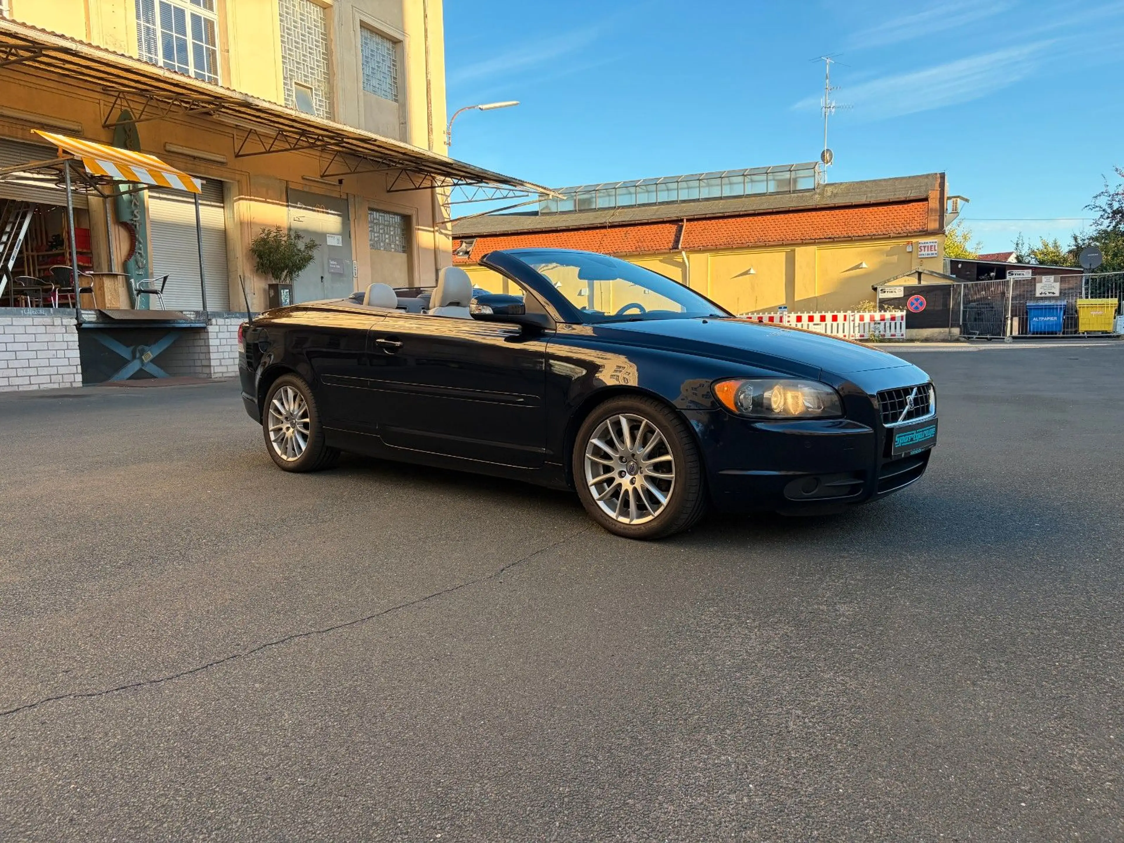 Volvo C70 Cabriolet 2.4 Momentum *MwSt* — photo 5