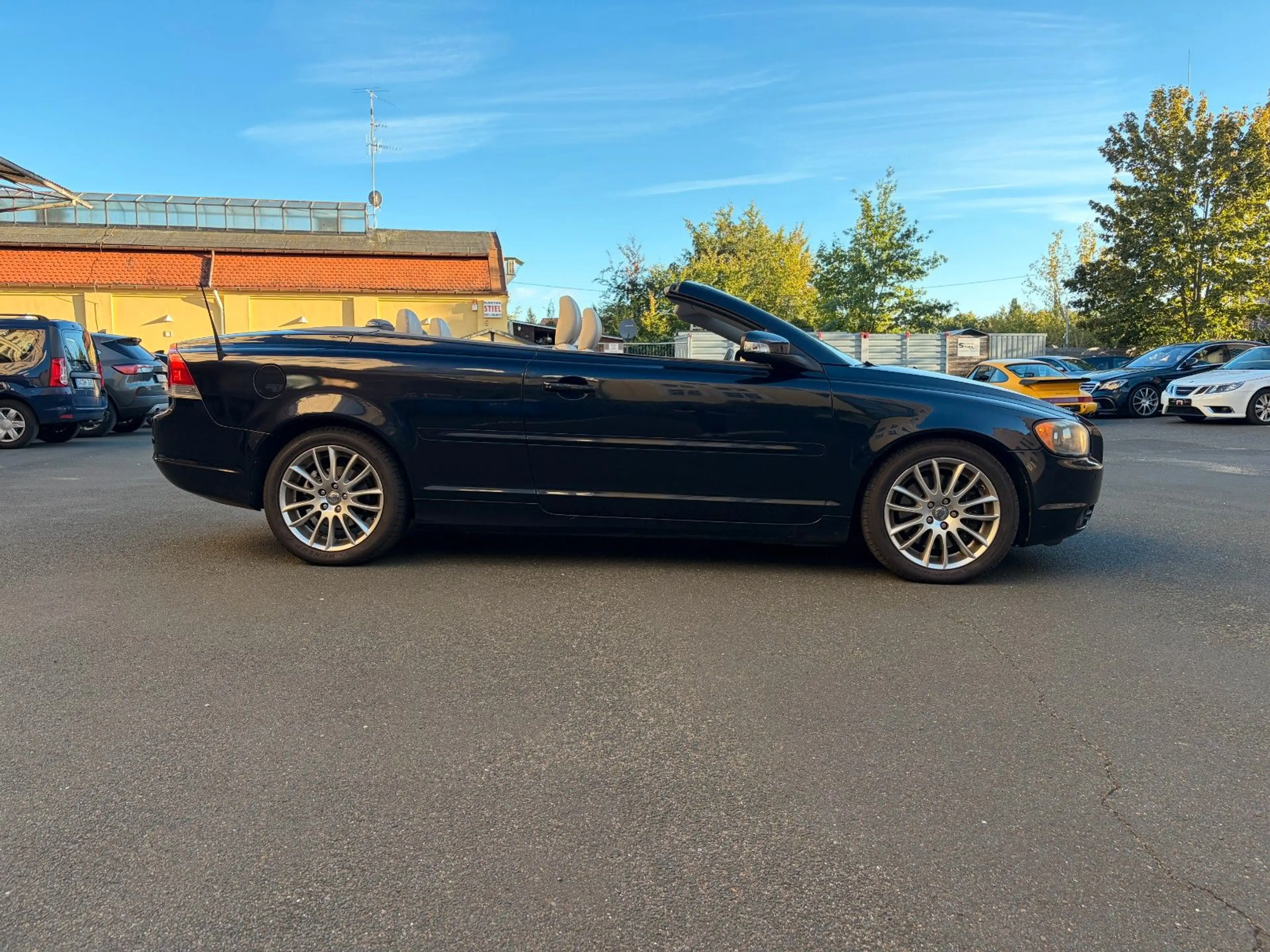 Volvo C70 Cabriolet 2.4 Momentum *MwSt* — photo 6