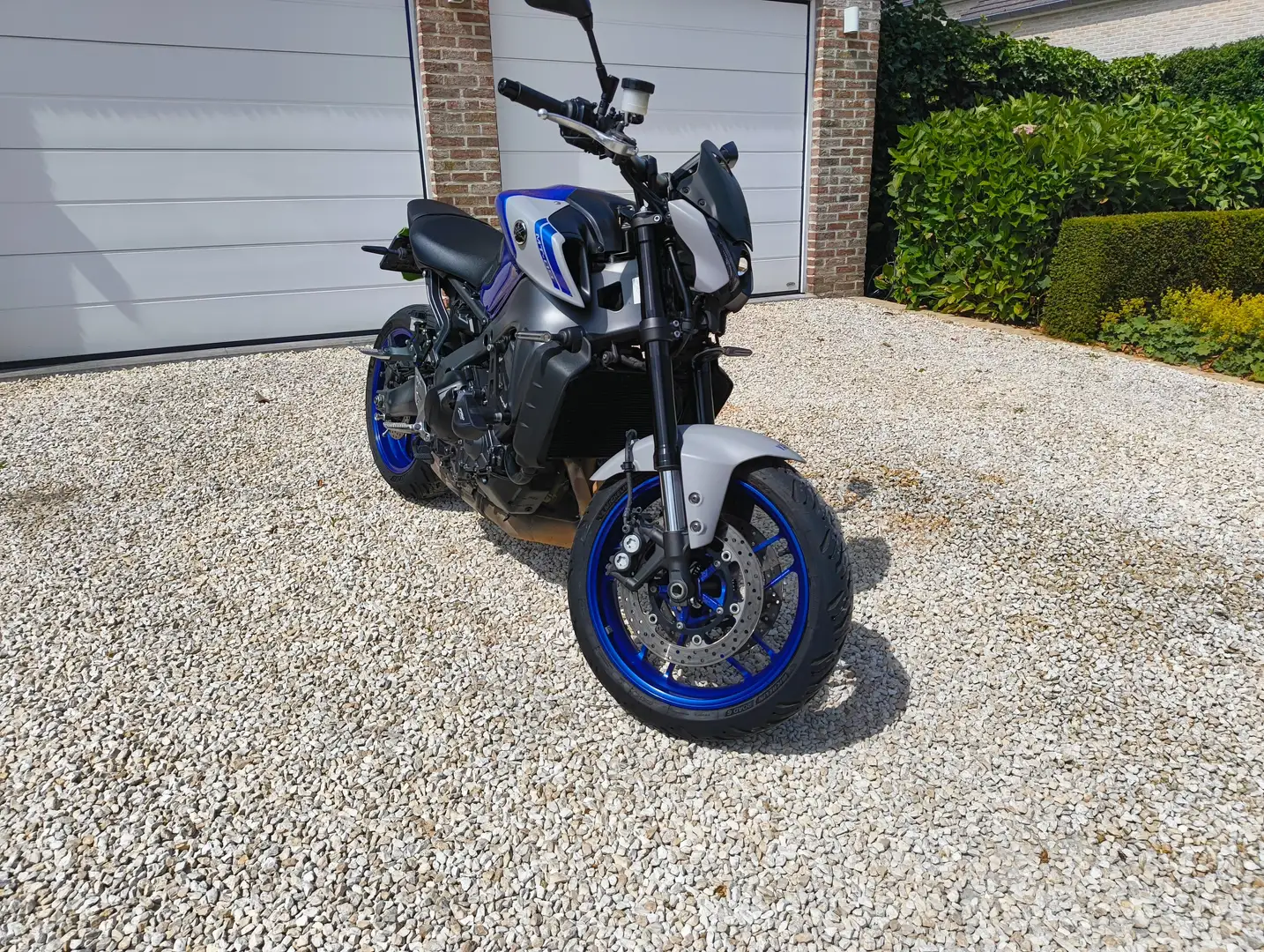 Yamaha MT-09 Blauw - 2