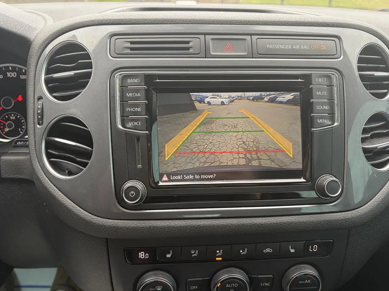Volkswagen Tiguan снимка Volkswagen Tiguan