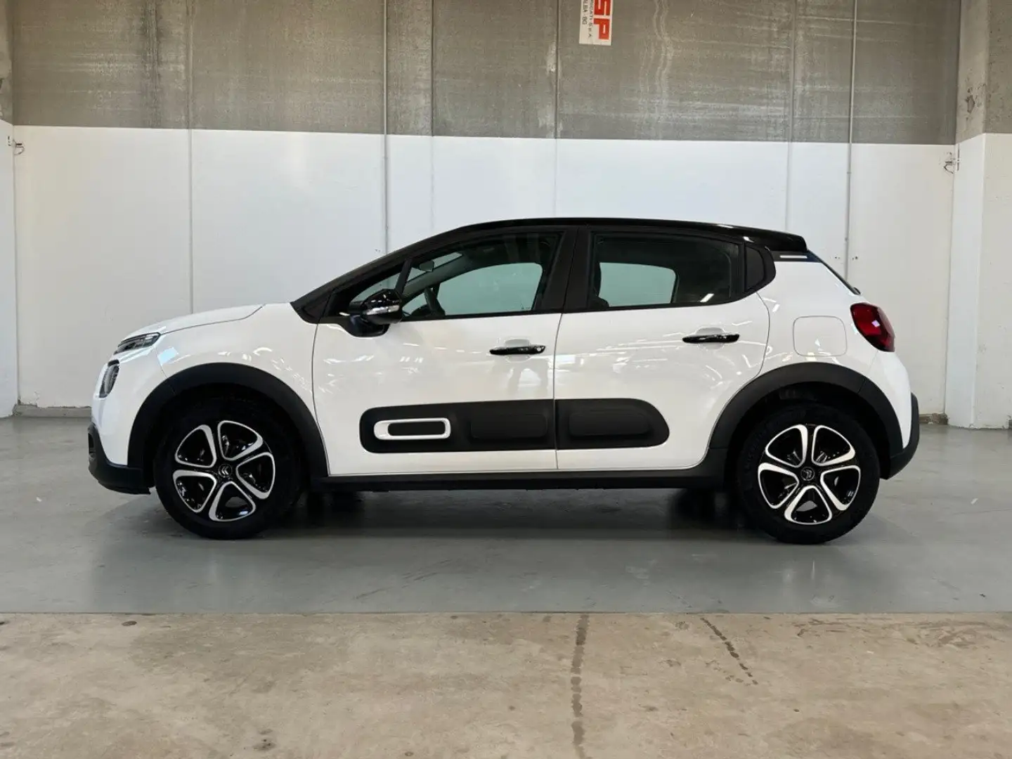 Citroen C3 PureTech 83 S&S Shine Blanc - 2