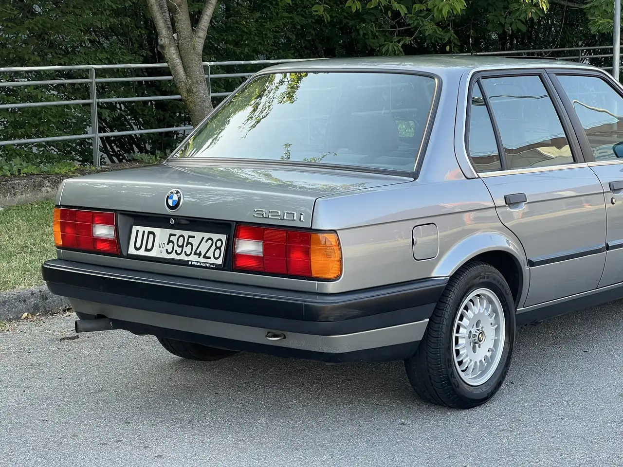 BMW 320i 4p, foto 3