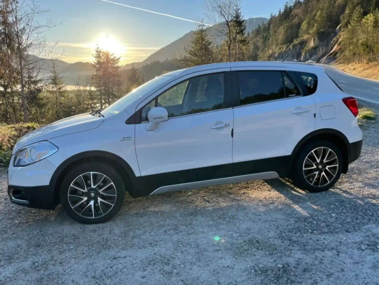 Suzuki SX4 S-Cross SX4 S-Cross Diesel 1.6 DDiS 4x4 Comfort Wit - 1