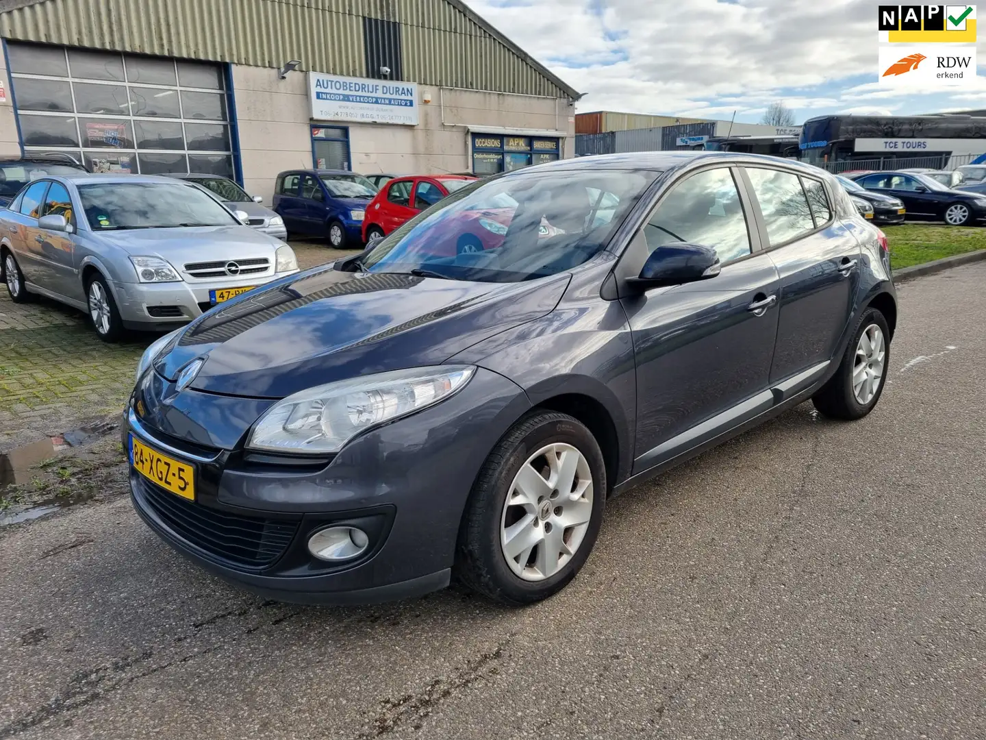 Renault Megane 1.5 dCi Expression Gris - 1