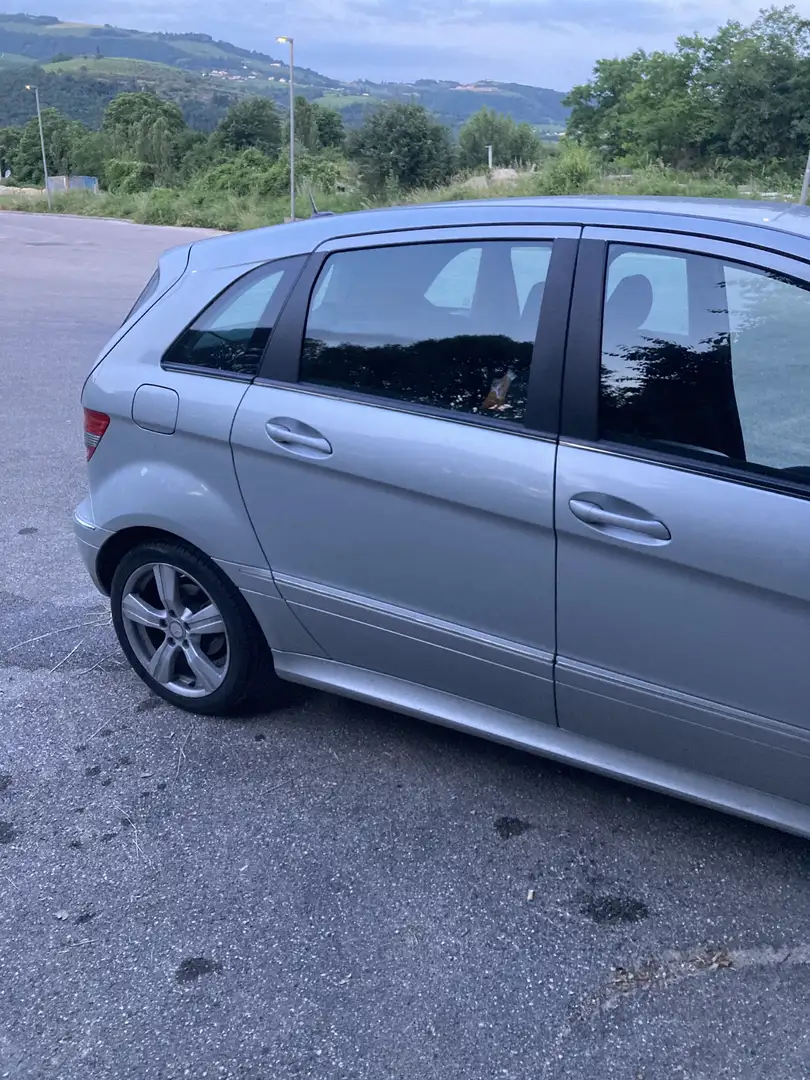 Mercedes-Benz B 200 d Sport auto - 1