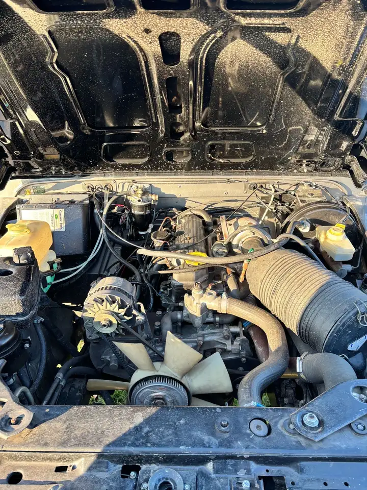 Land Rover Defender Typ 90 County, foto 10