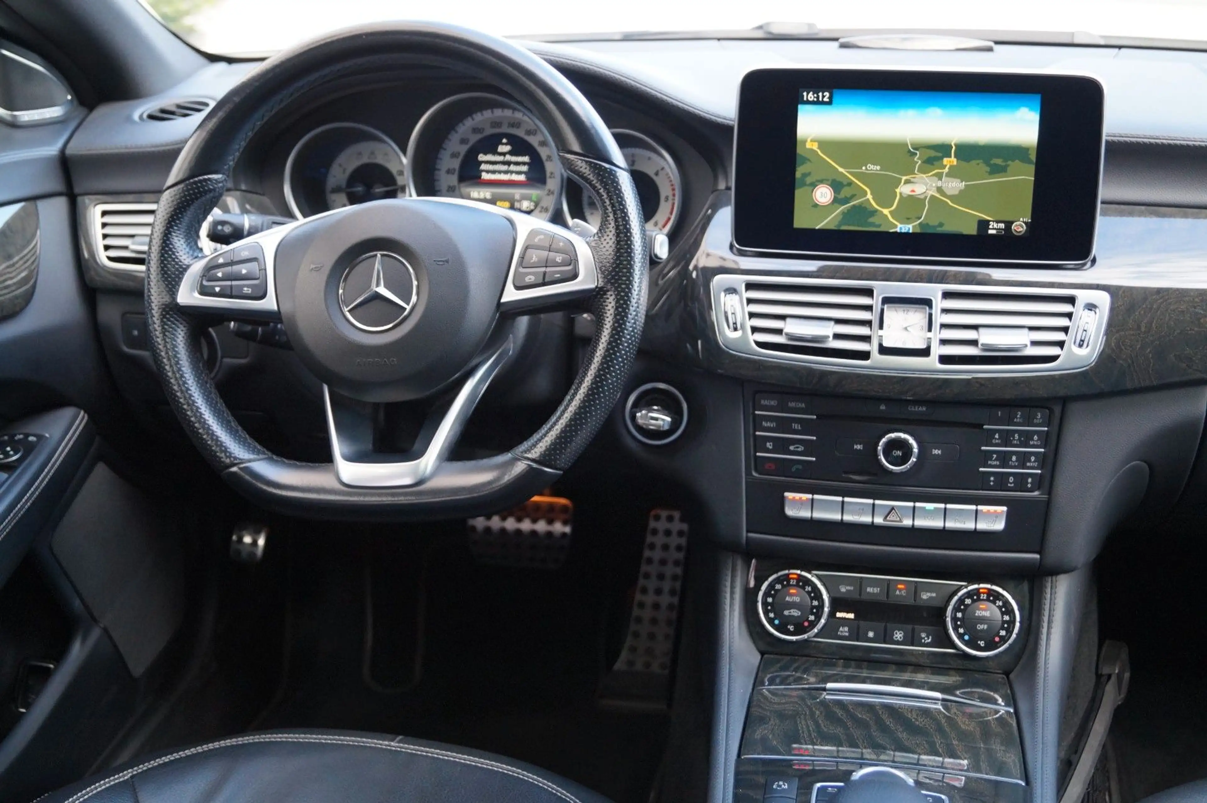 Mercedes-Benz CLS 250 d SB 4Matic 7G-Tronic AMG-Line Final Edi — photo 12
