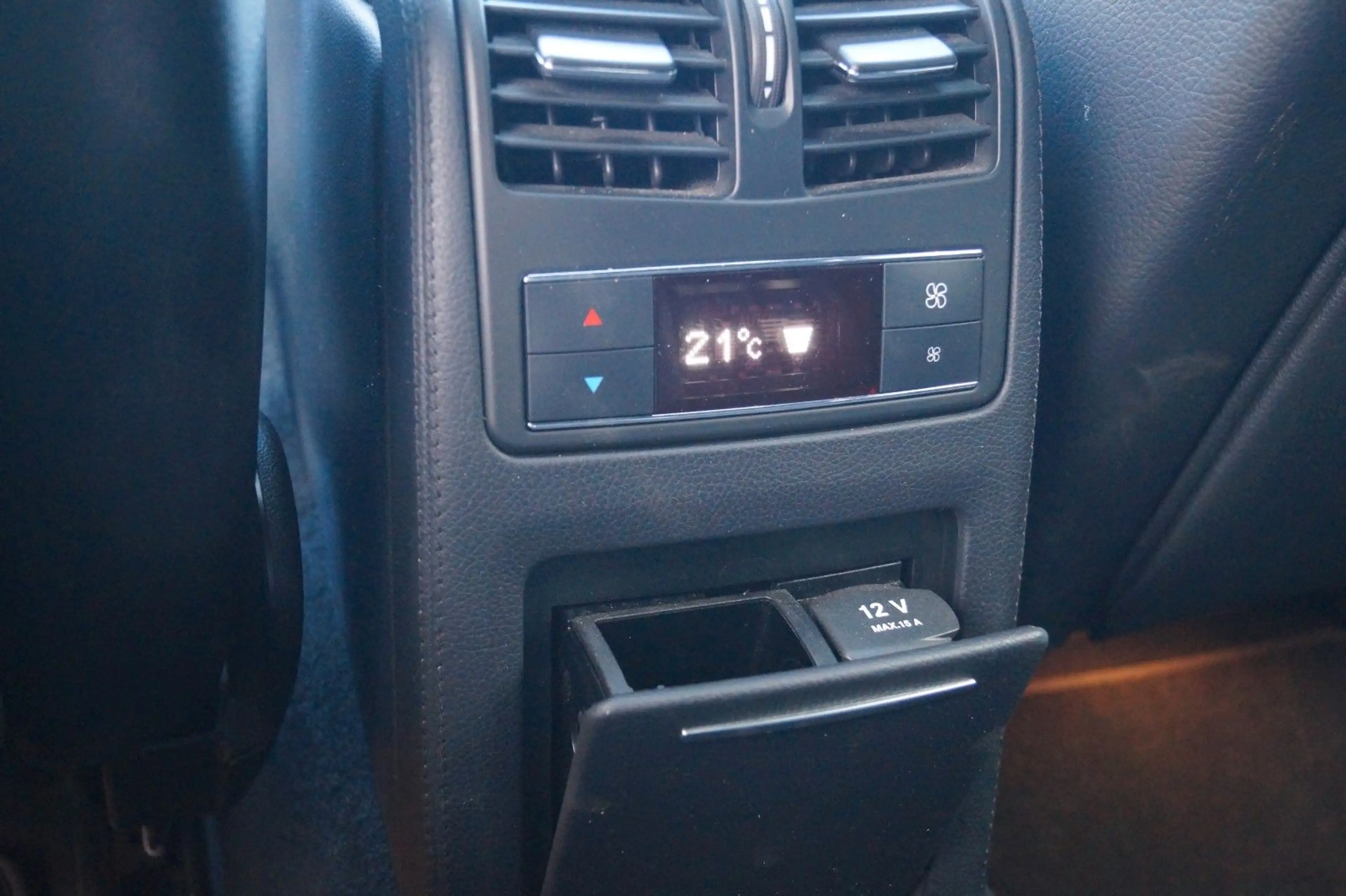Mercedes-Benz CLS 250 d SB 4Matic 7G-Tronic AMG-Line Final Edi — photo 23