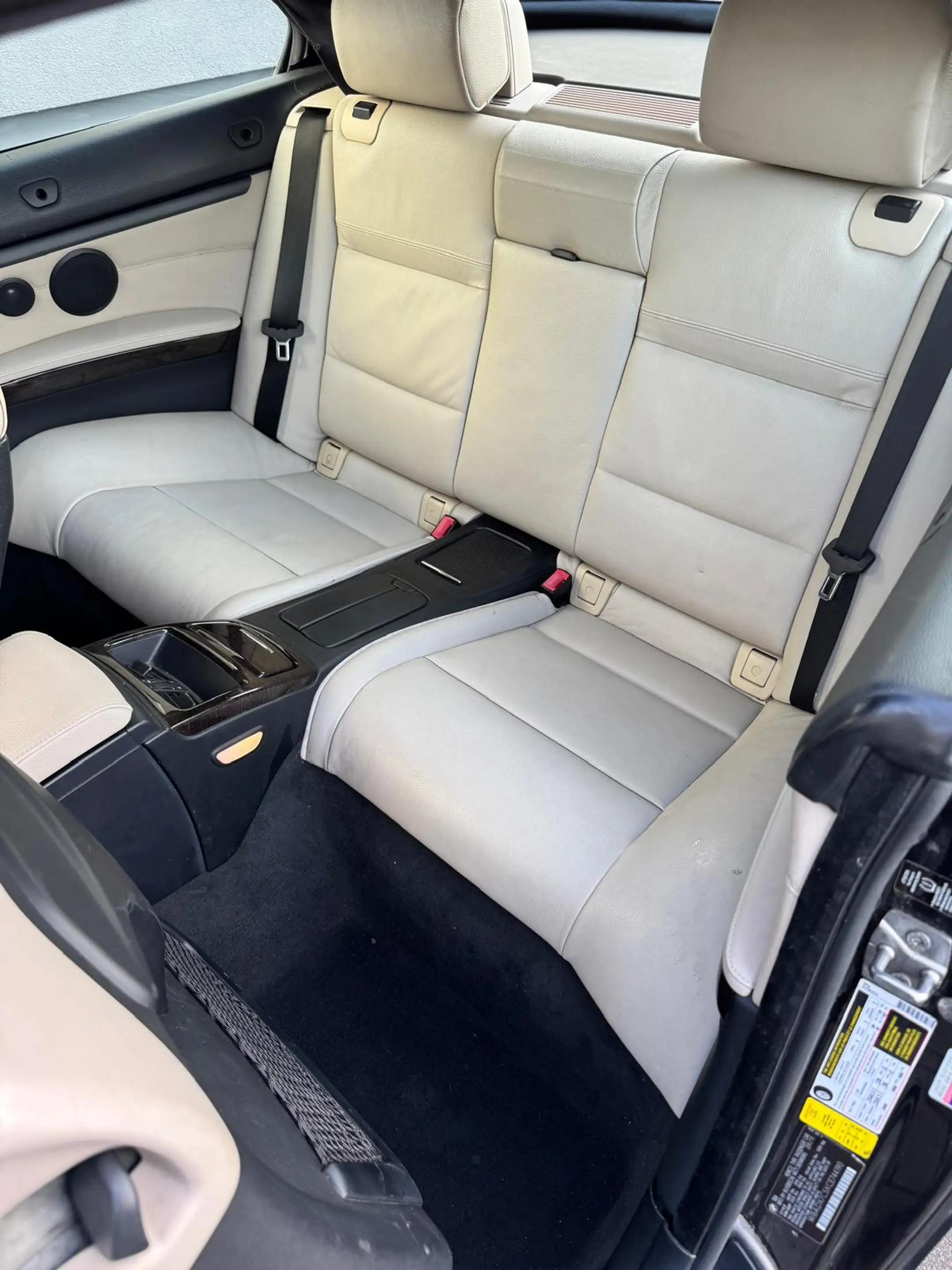 BMW 335 335i Cabrio Aut. — photo 14