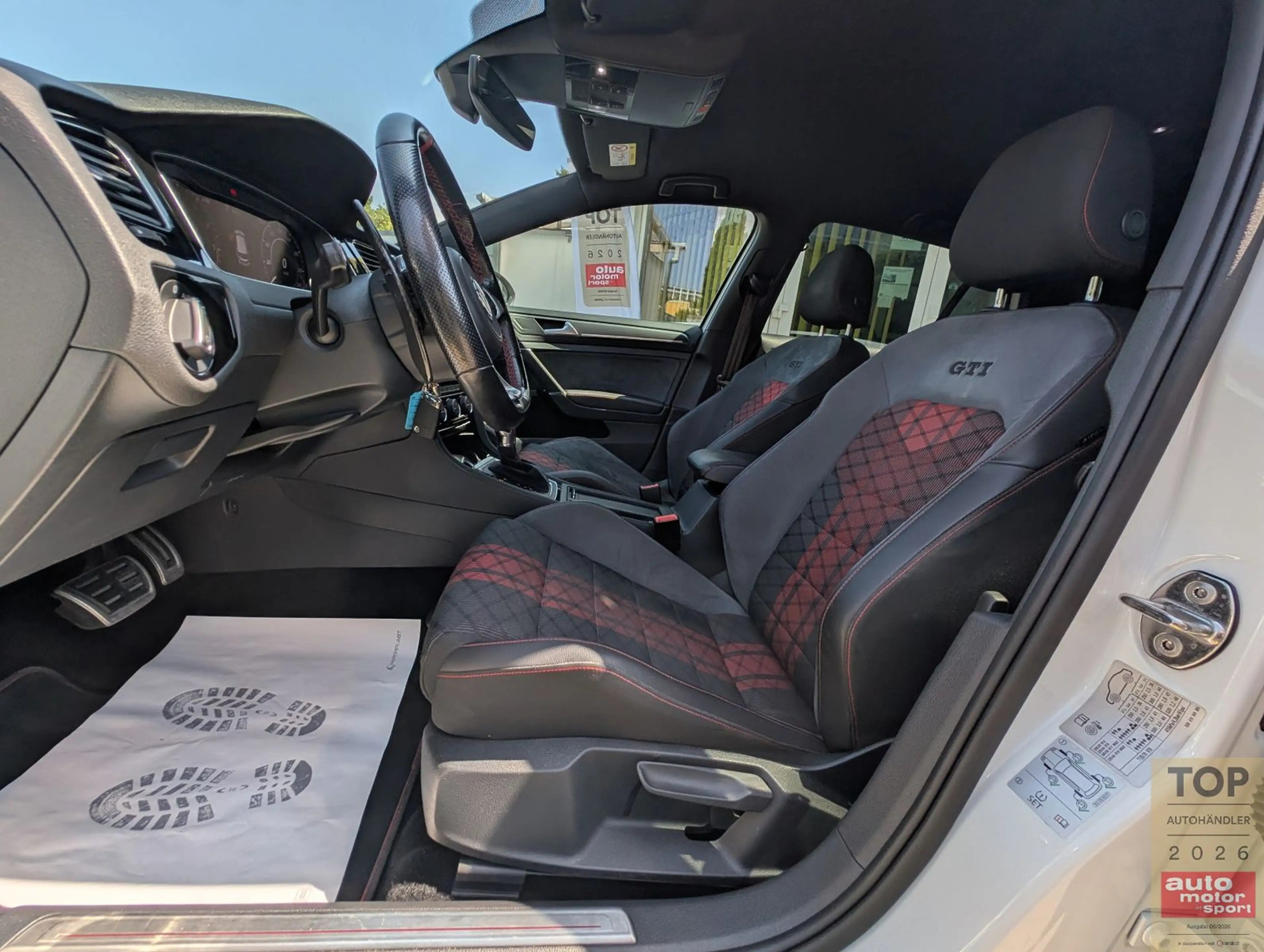 Volkswagen Golf VII 2.0 GTI TCR*ACC*LED*Virtual*Assist*TOP* — photo 10