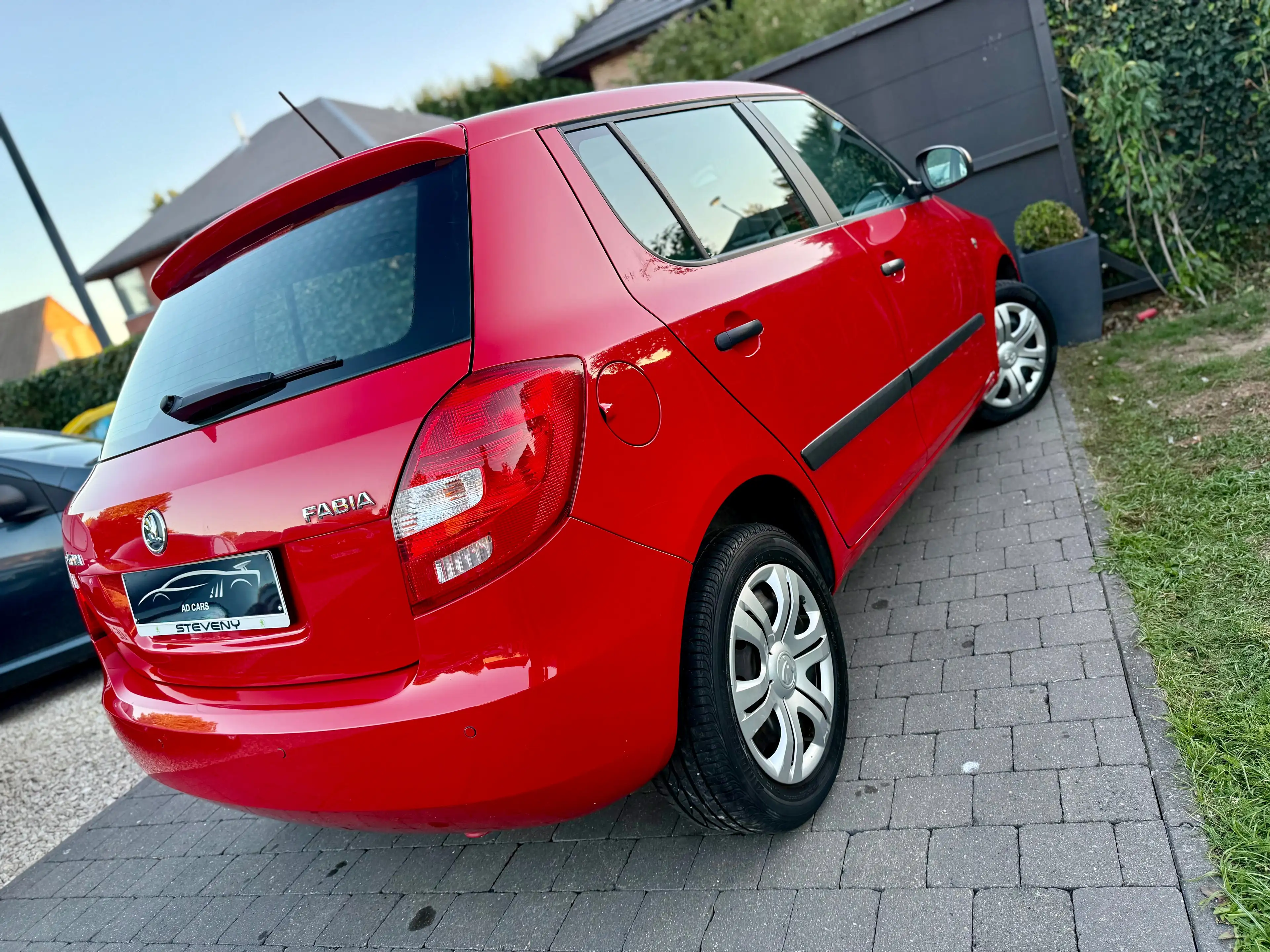 Skoda Fabia 1.2i * 67.000 KM *ÉTAT NEUF * TOIT OUVRANT * CARNET ❗️ — photo 4