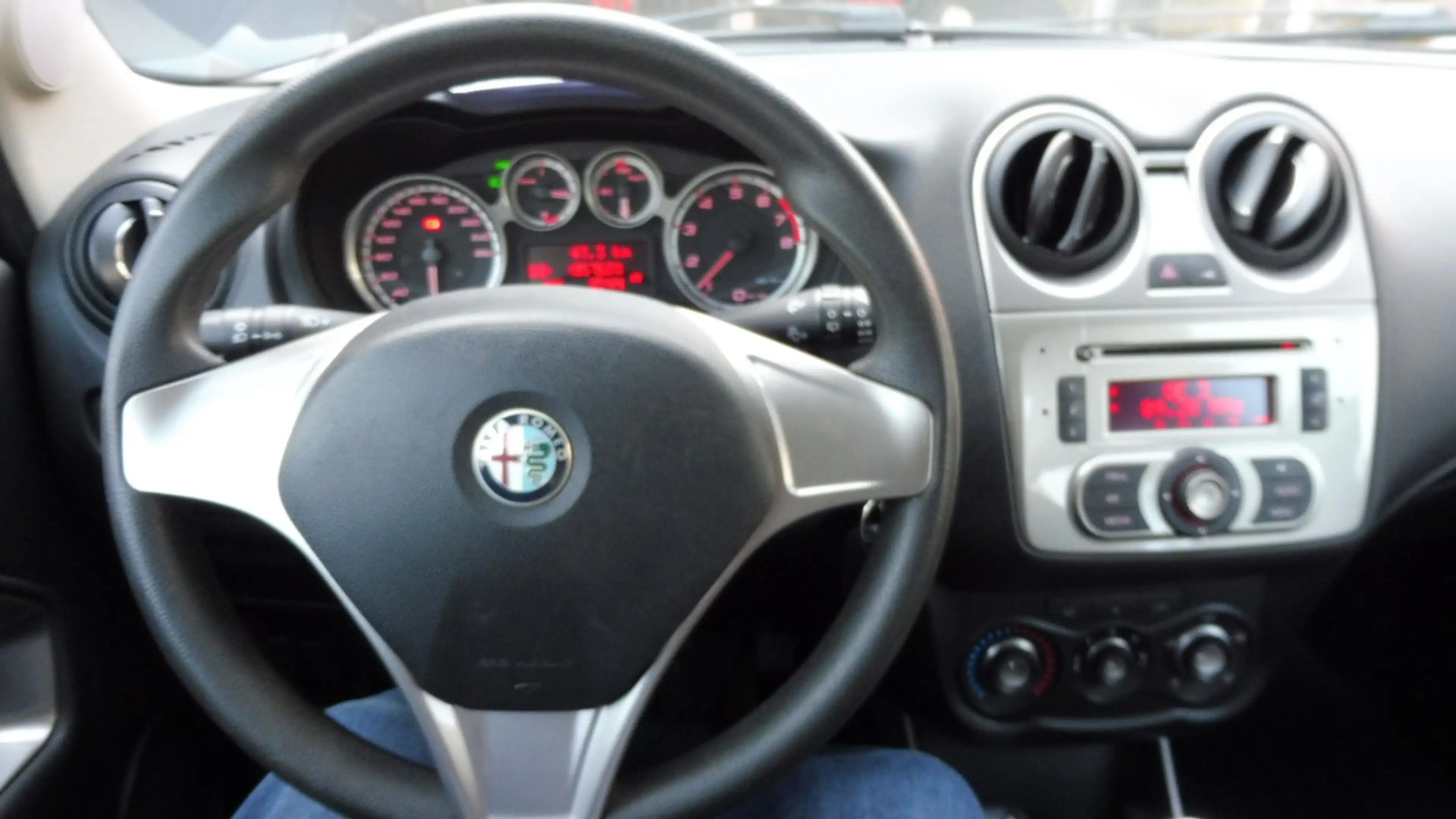 Alfa Romeo MiTo 1,4 — photo 12