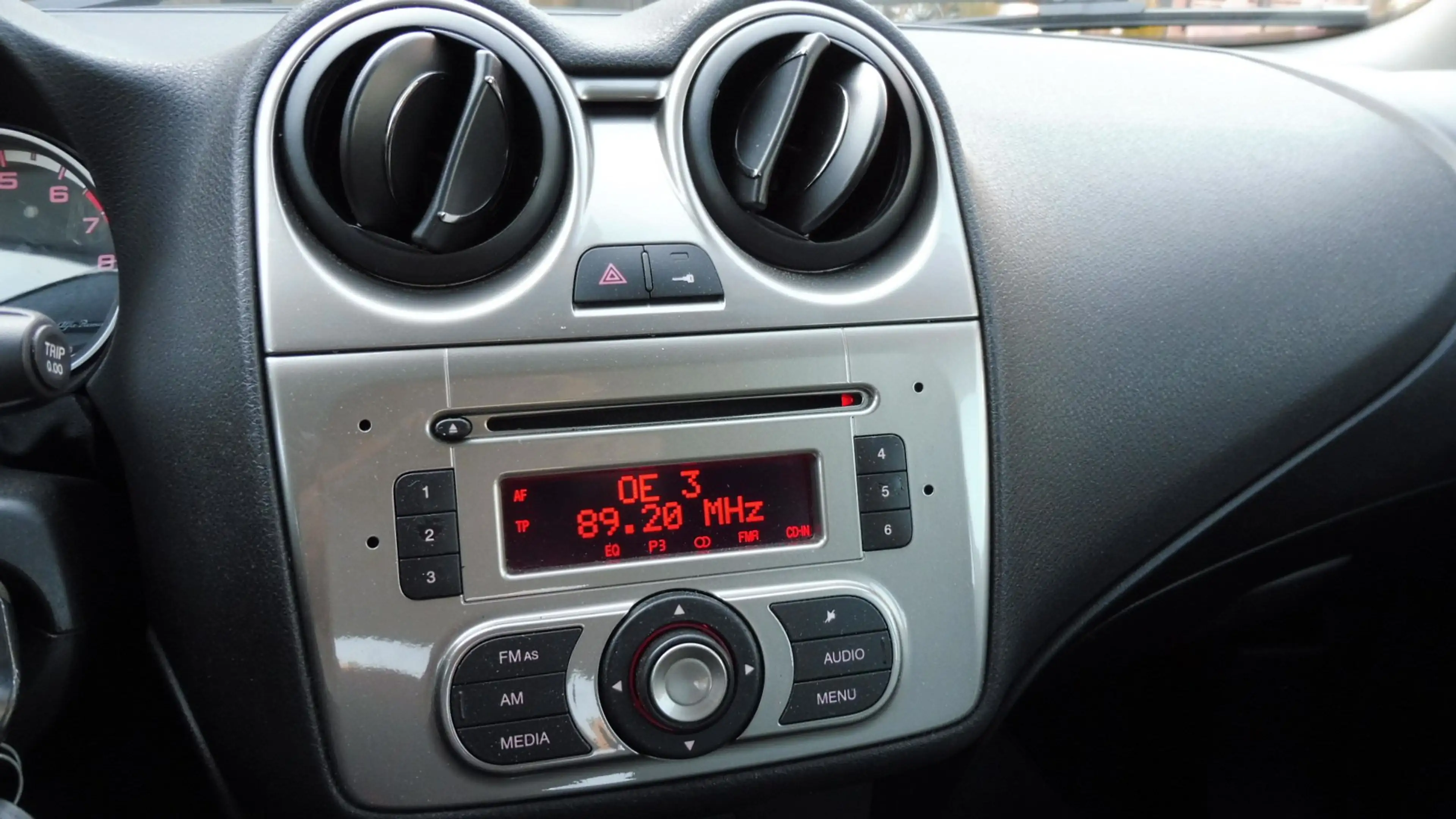 Alfa Romeo MiTo 1,4 — photo 14