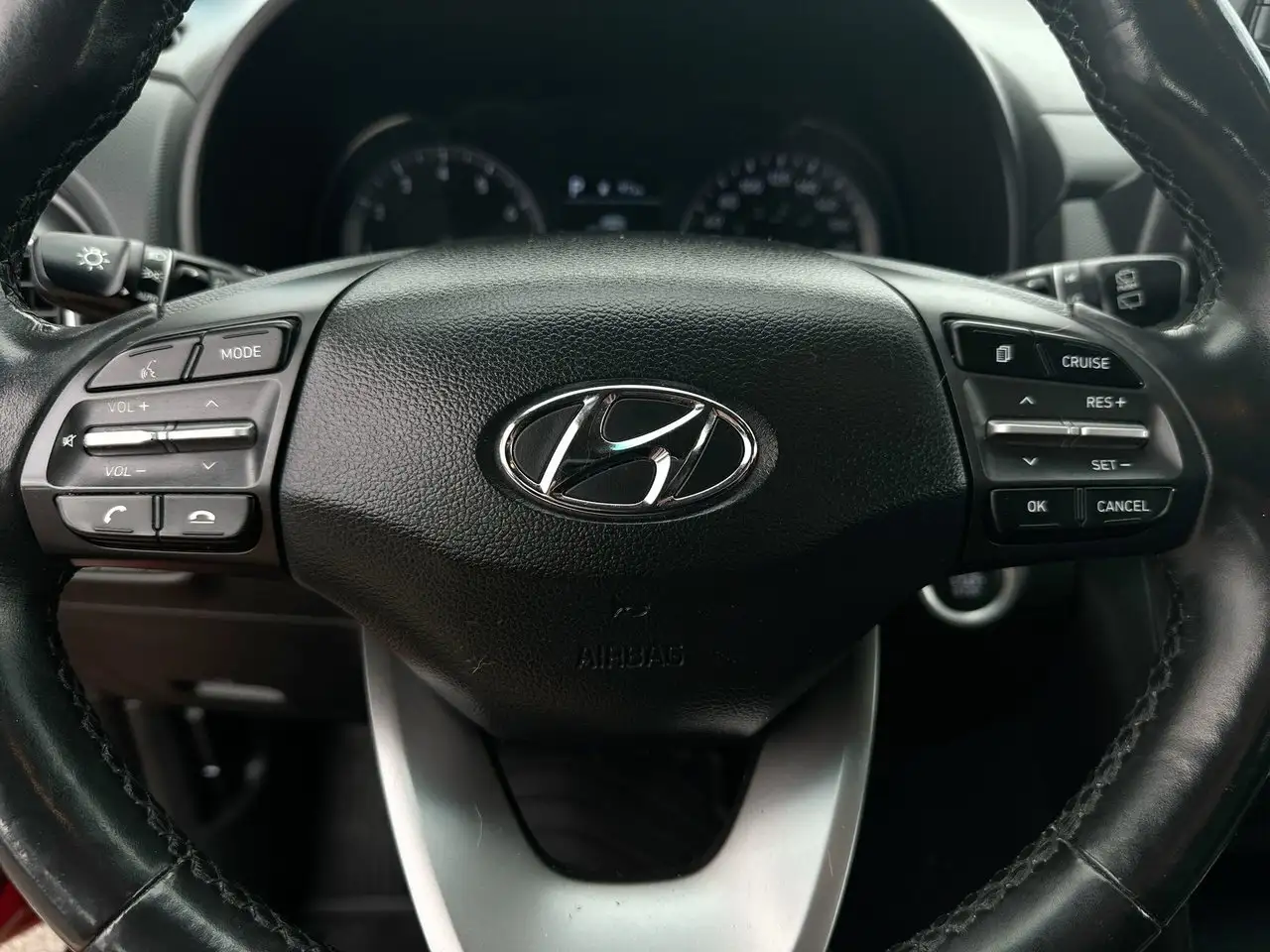 Hyundai KONA снимка Hyundai KONA