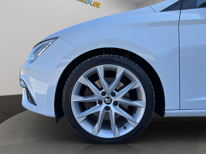 SEAT Leon ST FR 2.0 TSI DSG VIRTUAL KAMERA PANO BEATS — photo 13