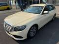 Mercedes-Benz E 200 *Shzg*Kamera*Leder*Navi*SportStyle*1.Hand* - thumbnail 1