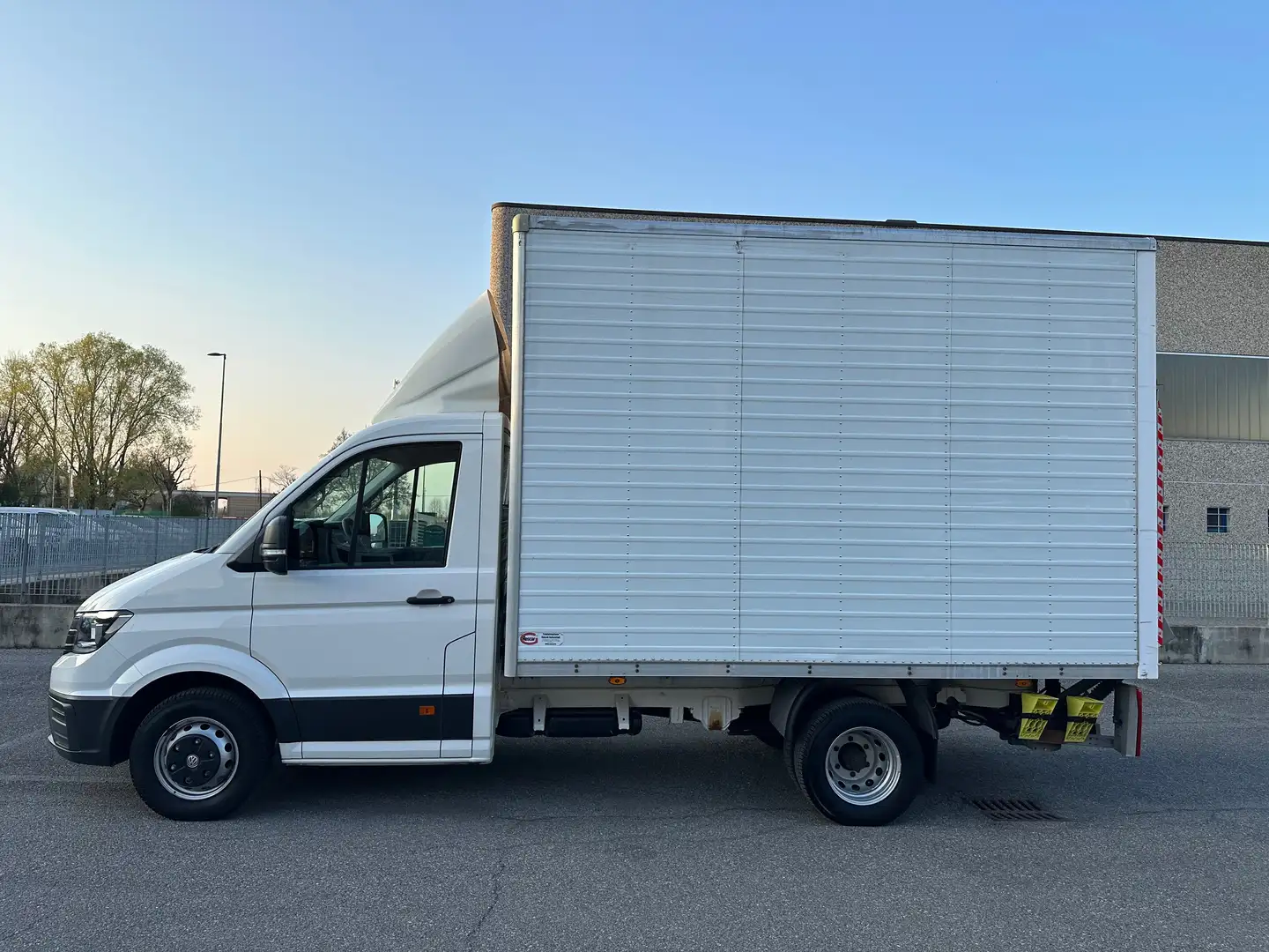 Volkswagen CRAFTER 2.0 TDI EURO 6D - SPONDA IDRAULICA - Wit - 2