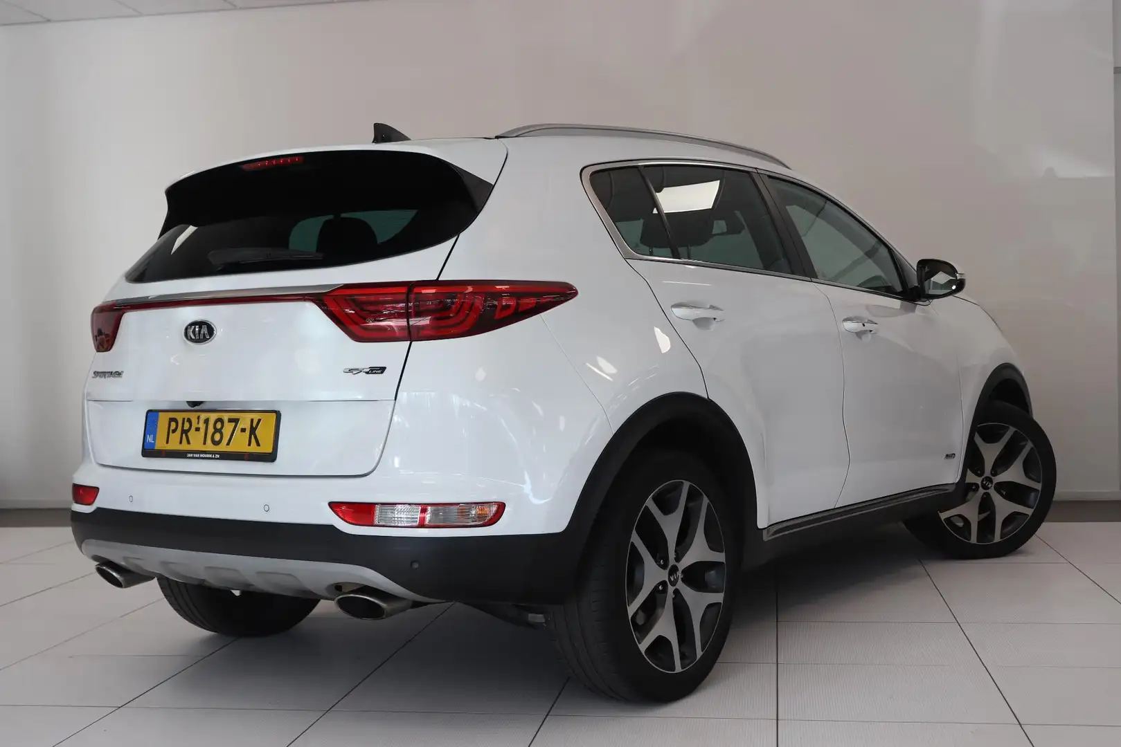 Kia Sportage 1.6 T-GDI 4WD GT-Line Automaat | Camera | Leer | N Wit - 2