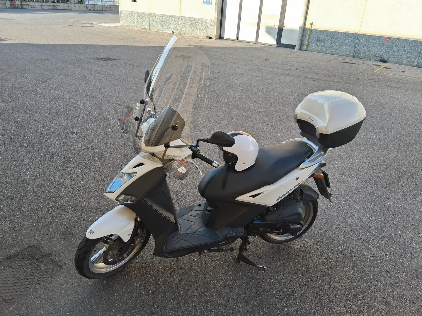 Kymco Agility 50 Bianco - 2