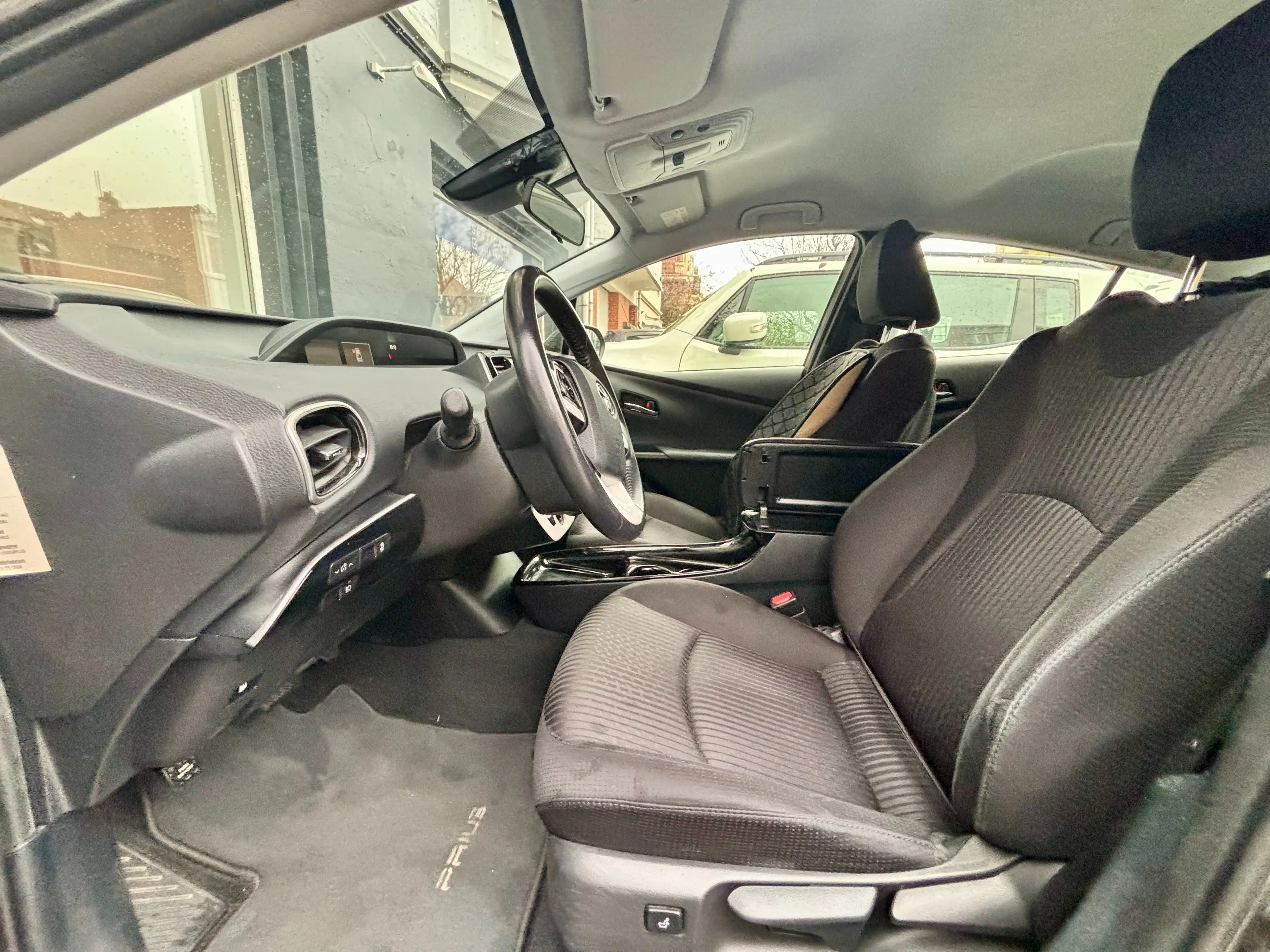Toyota Prius Prius PHEV 1.8i VVT-i Business CV/GARANTIE 12 MOIS — photo 10