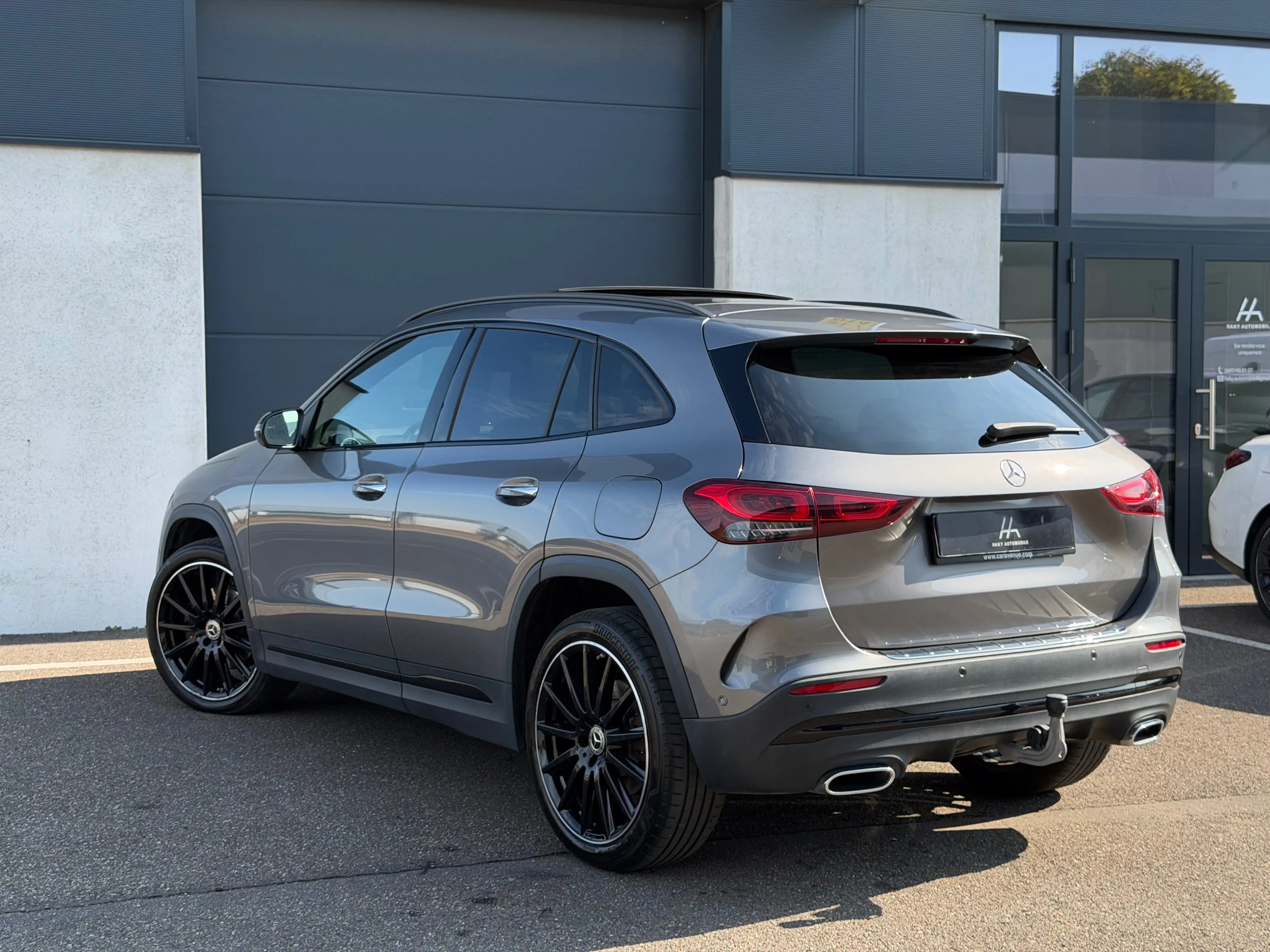 Mercedes-Benz GLA 250 e PHEV AMG *Toit Pano/ Caméra/ LED/ Carbon* Garantie — photo 3